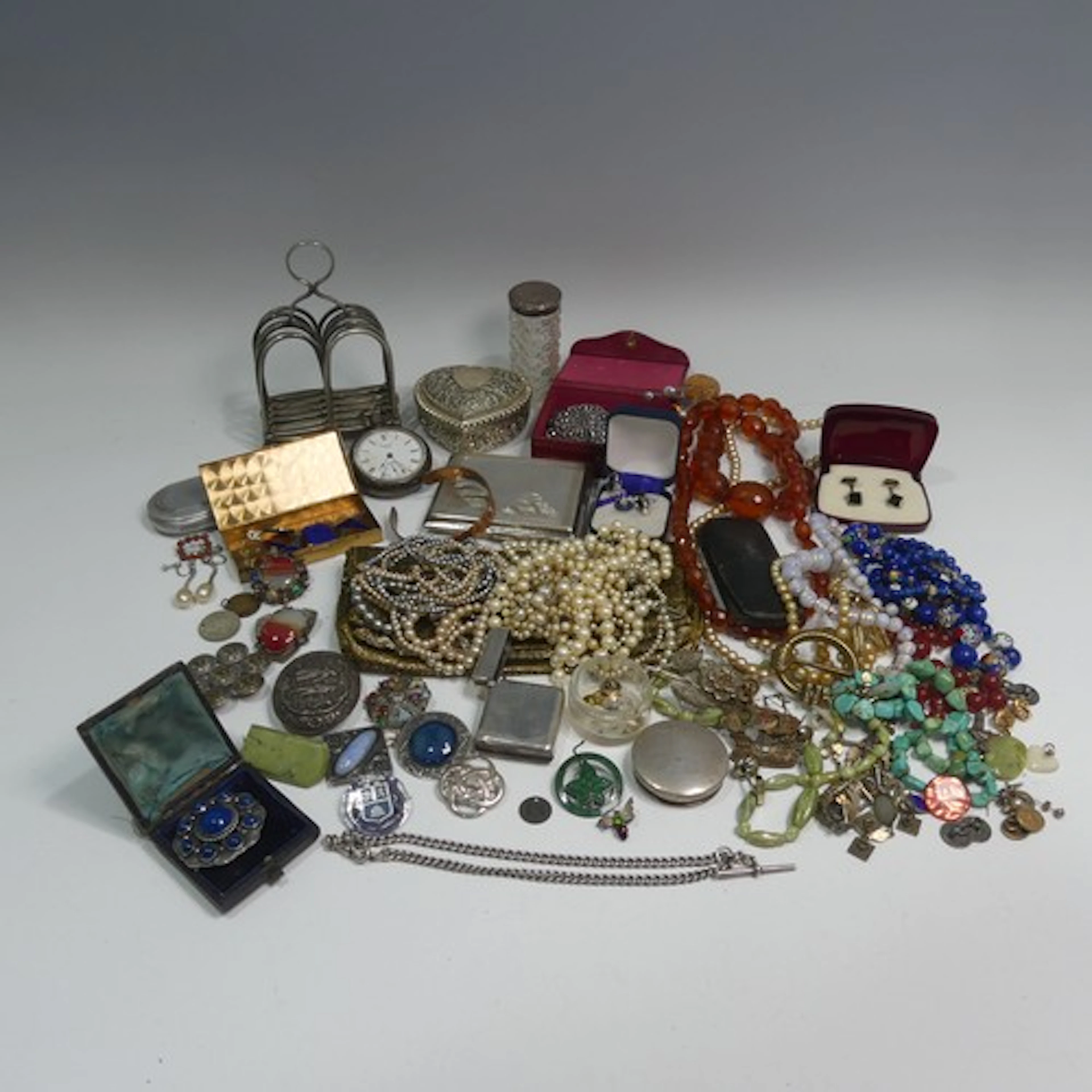 A George V silver Vesta Case, hallmarked Birmingham 1920, to...