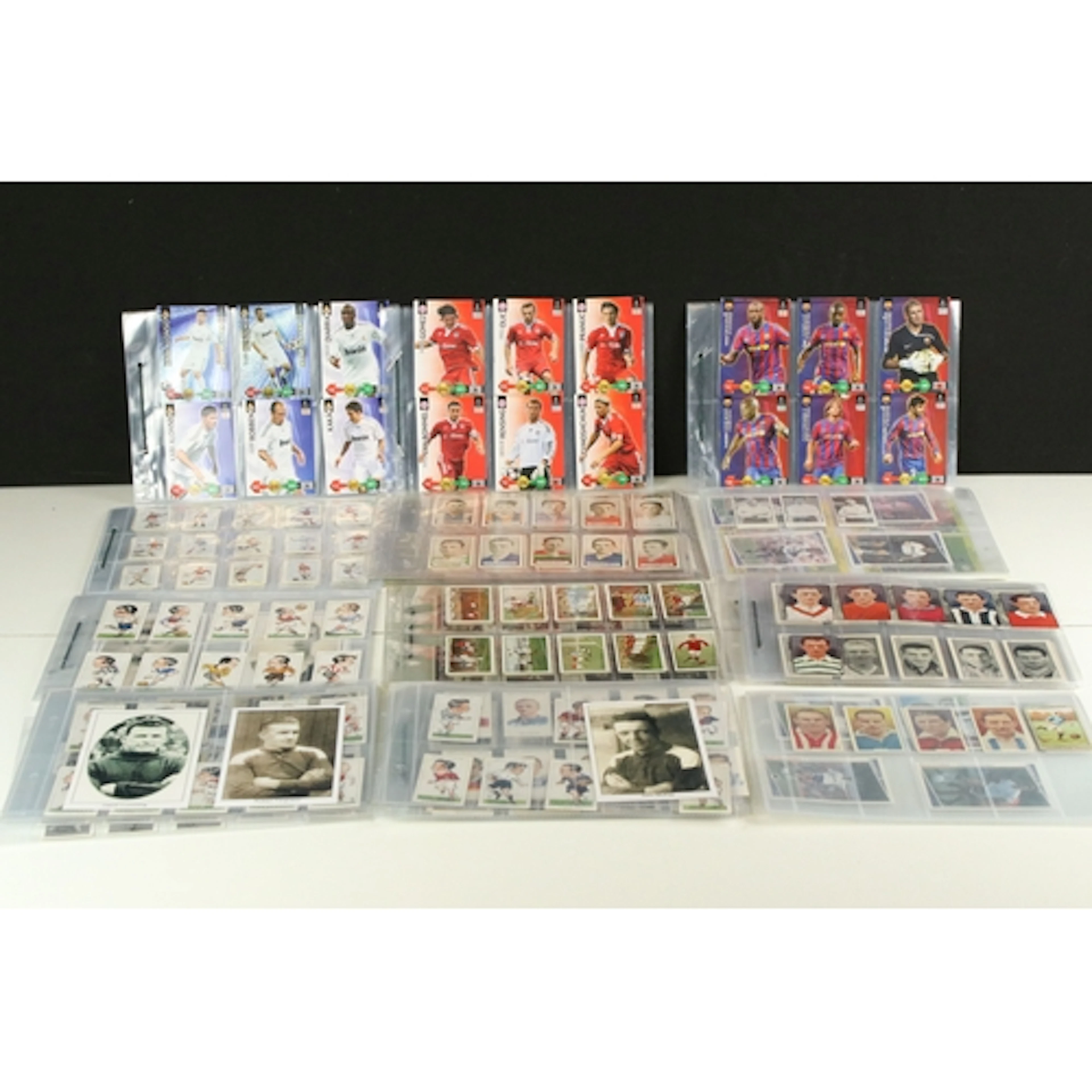 Cigarette Cards - A large collection of Mixed football relat...