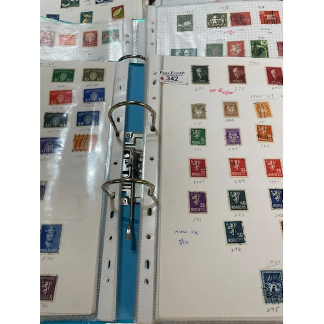Box with collection of stamps in six large ring-binders. Cou...