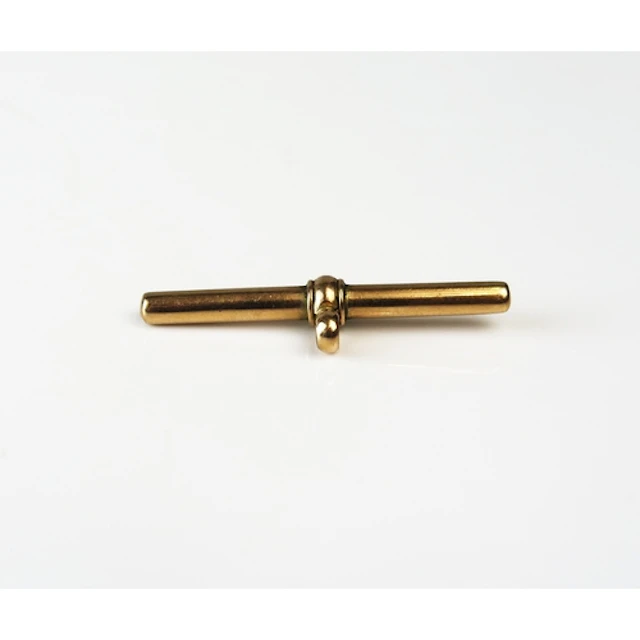 A 9ct gold T bar, 36mm long, stamped 9C, 1.68g