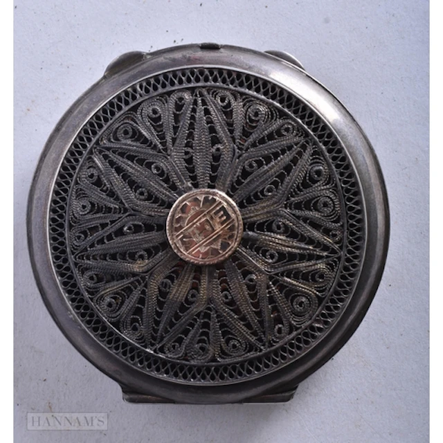 A MIDDLE EASTERN NIELLO COMPACT. 119 grams. 7 cm wide.
