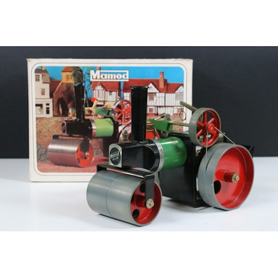 Steam Engine - Boxed Mamod SR1A Steam Roller Steam Engine, i...