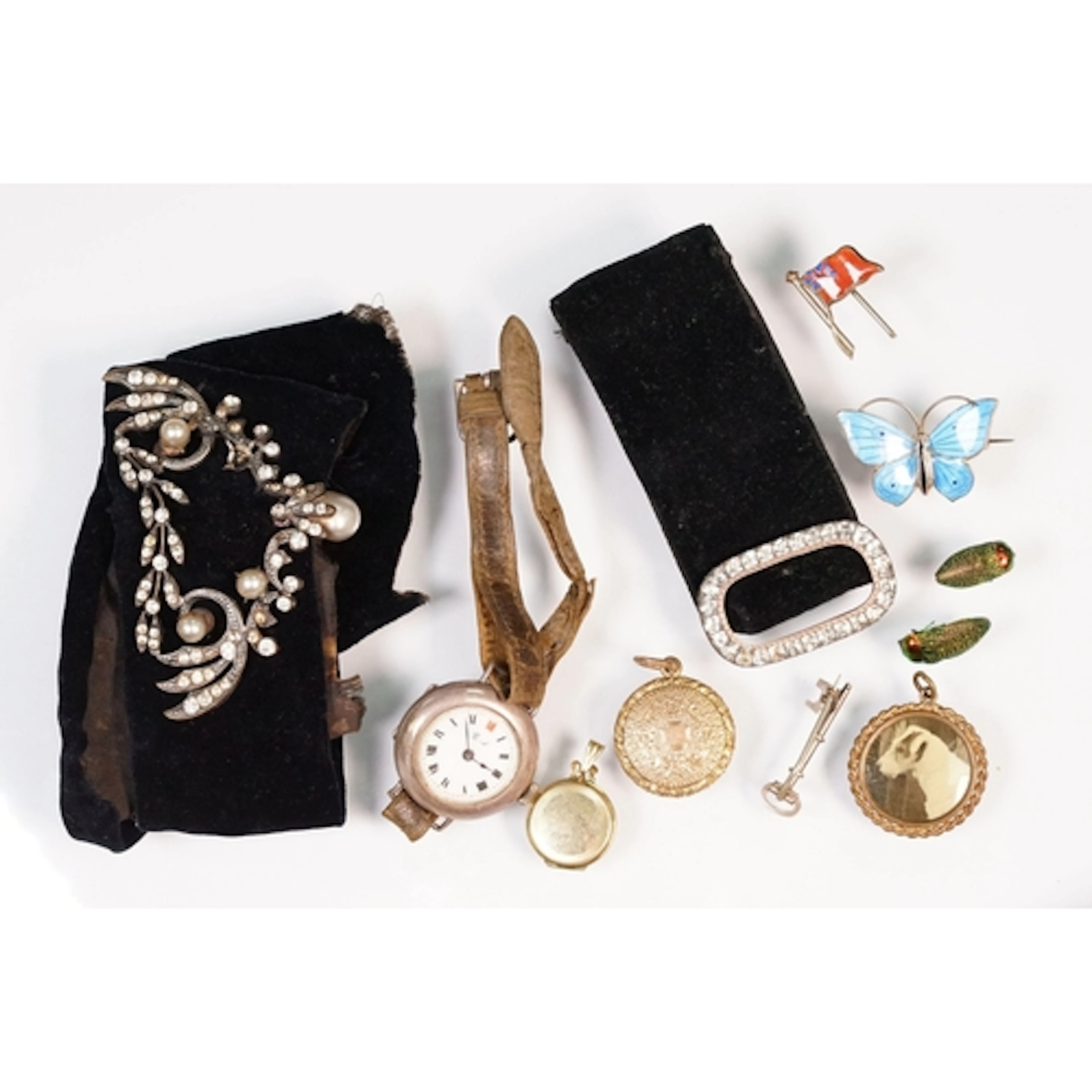 Collection of 19th Century and later jewellery findings to i...