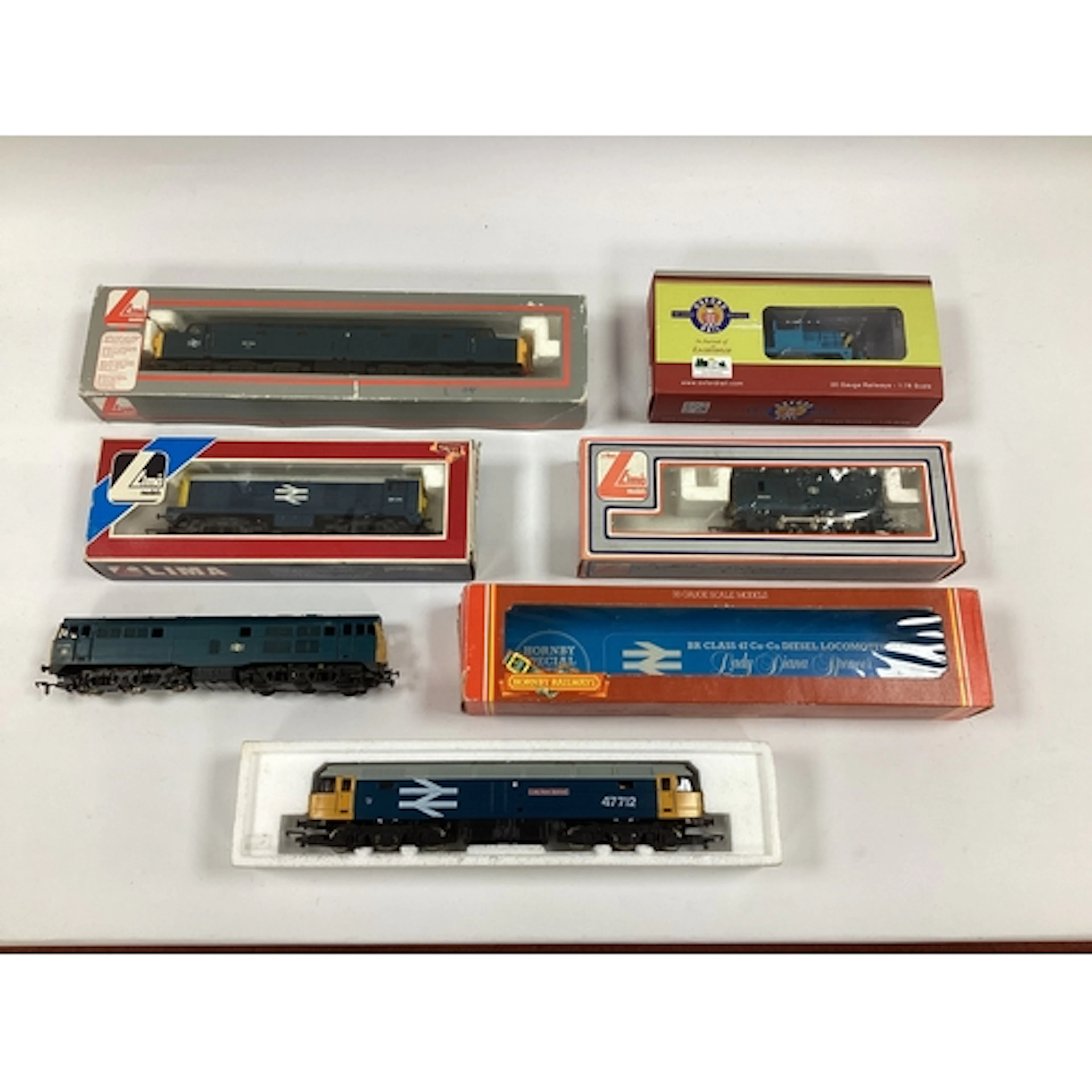 Five boxed 00 gauge BR blue diesel locomotives: a Lima Class...