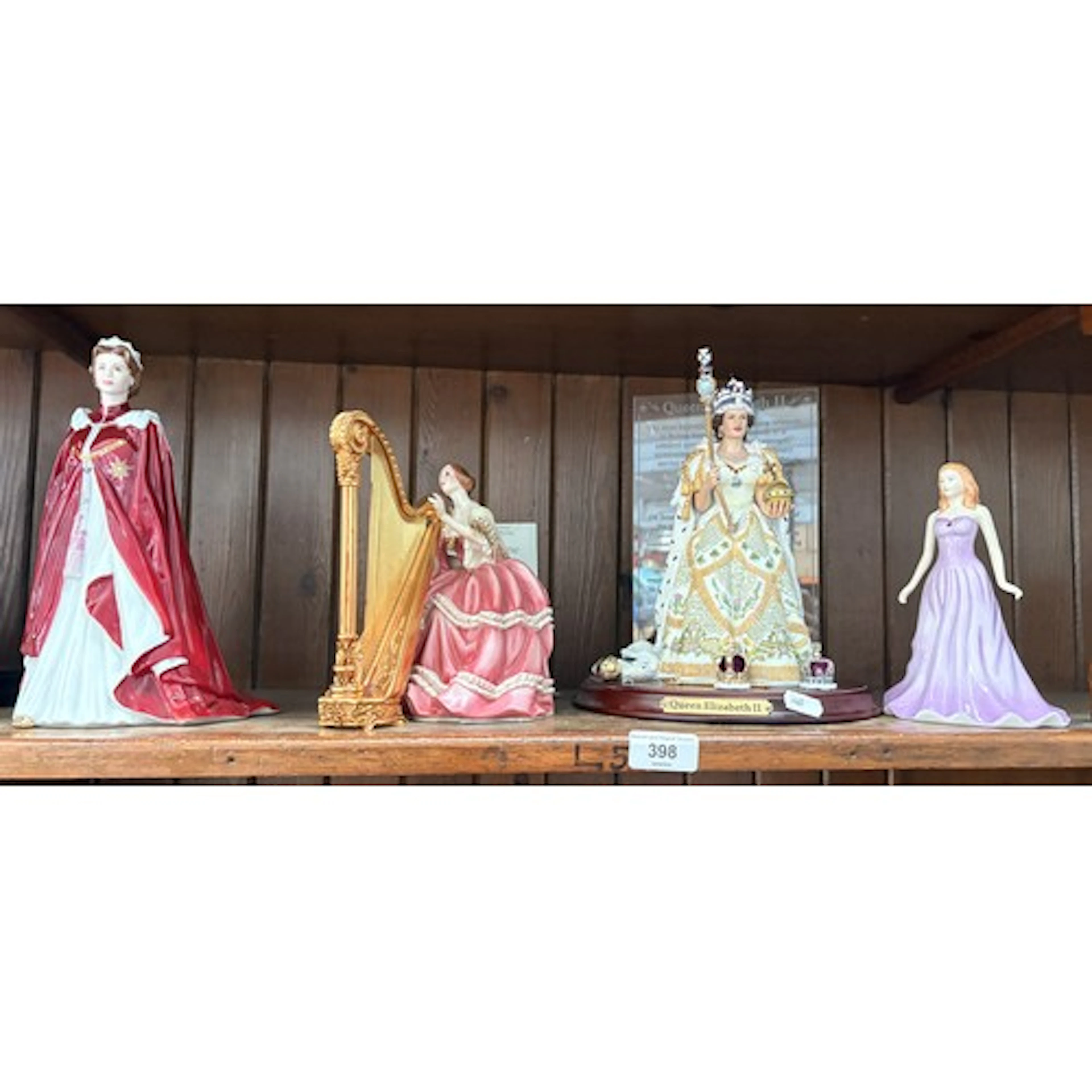 Royal Worcester figurine HM Queen Elizabeth II , Royal Doult...