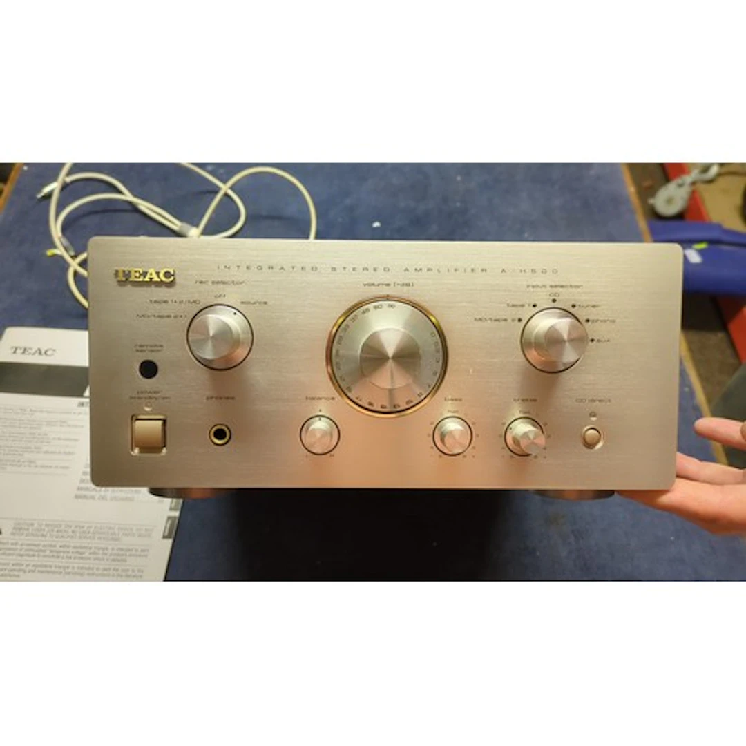 TEAC A-H500 integrated stereo amplifier with brushed-metal f...