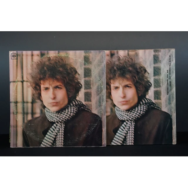 Vinyl - 2 copies of Bob Dylan - Blonde On Blonde to include:...
