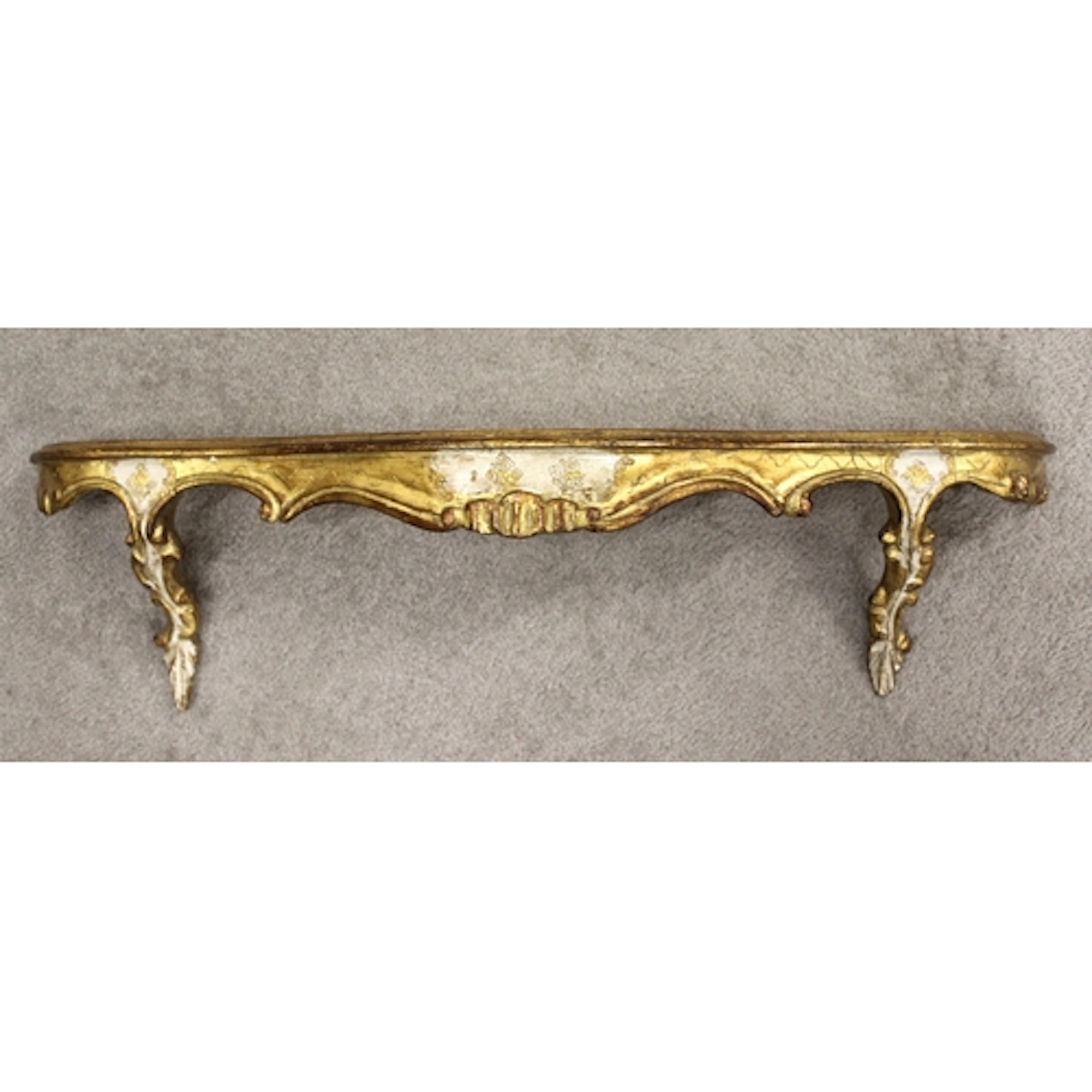 Small mid 20th Century Italian parcel gilt wall bracket, sma...