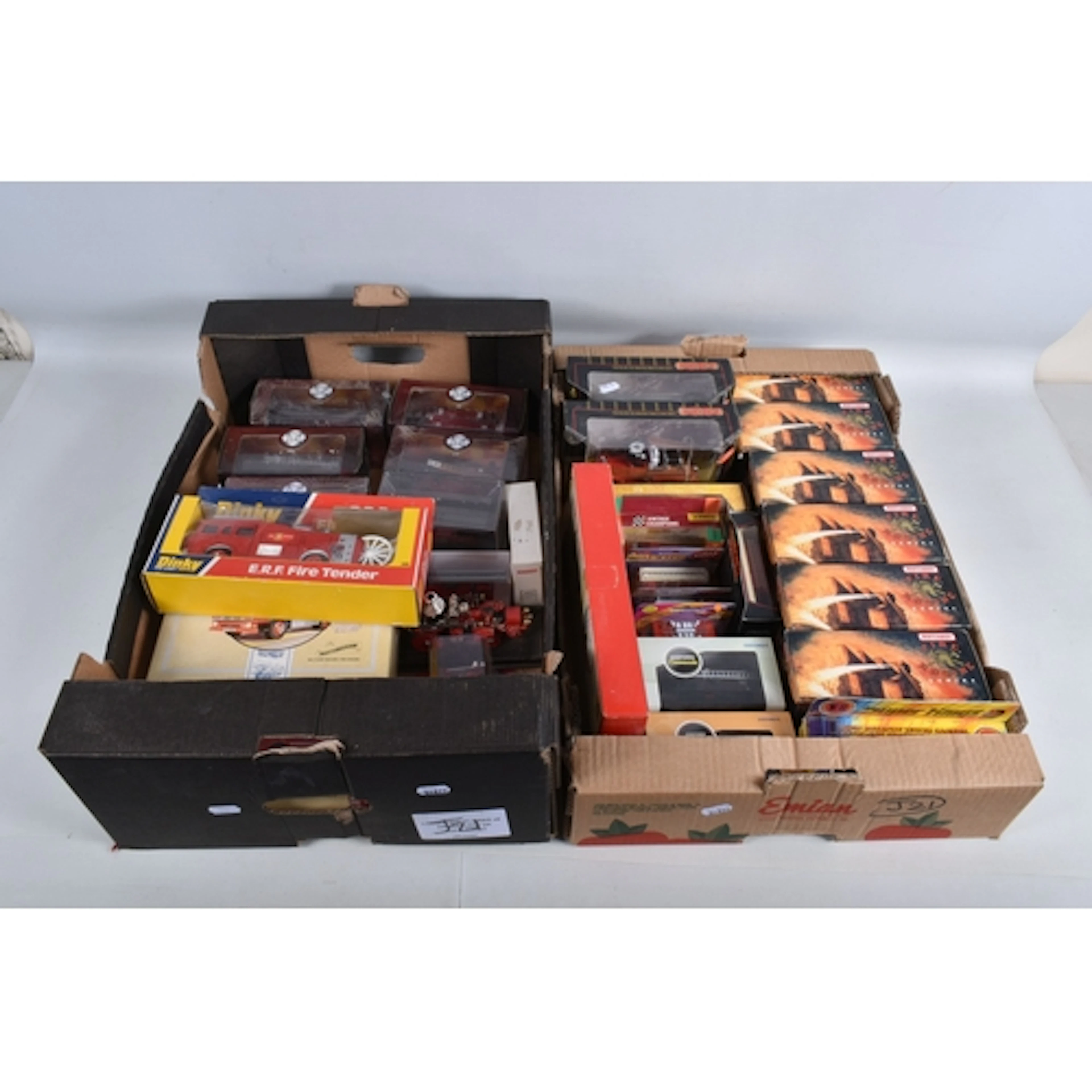 A COLLECTION OF MAINLY BOXED FIRE ENGINE MODELS, to include ...