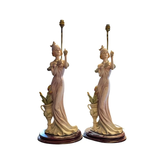 Capodimonte, Italian - A pair of vintage 20th century Art De...