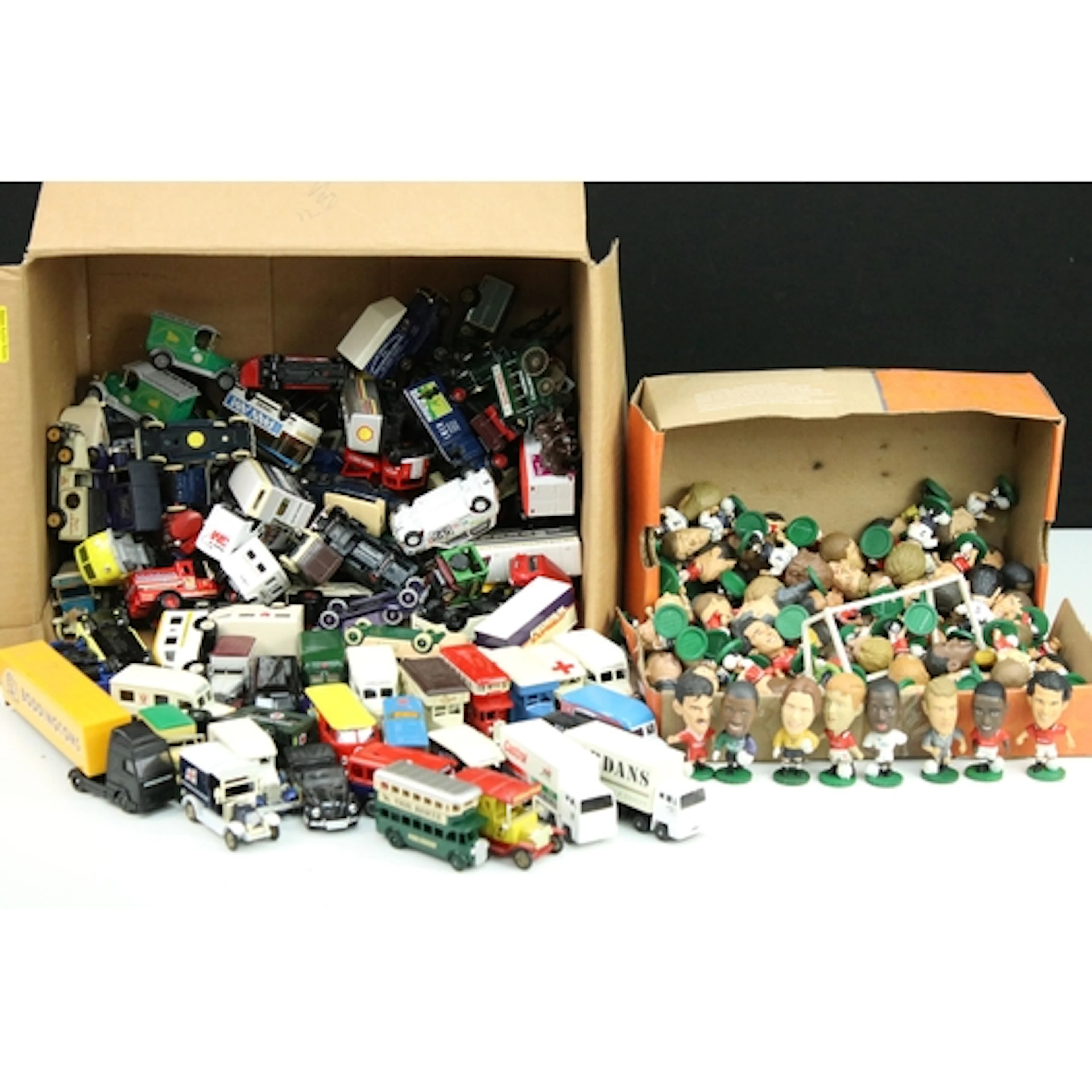 Collection of diecast models to include mainly Lledo Days Go...