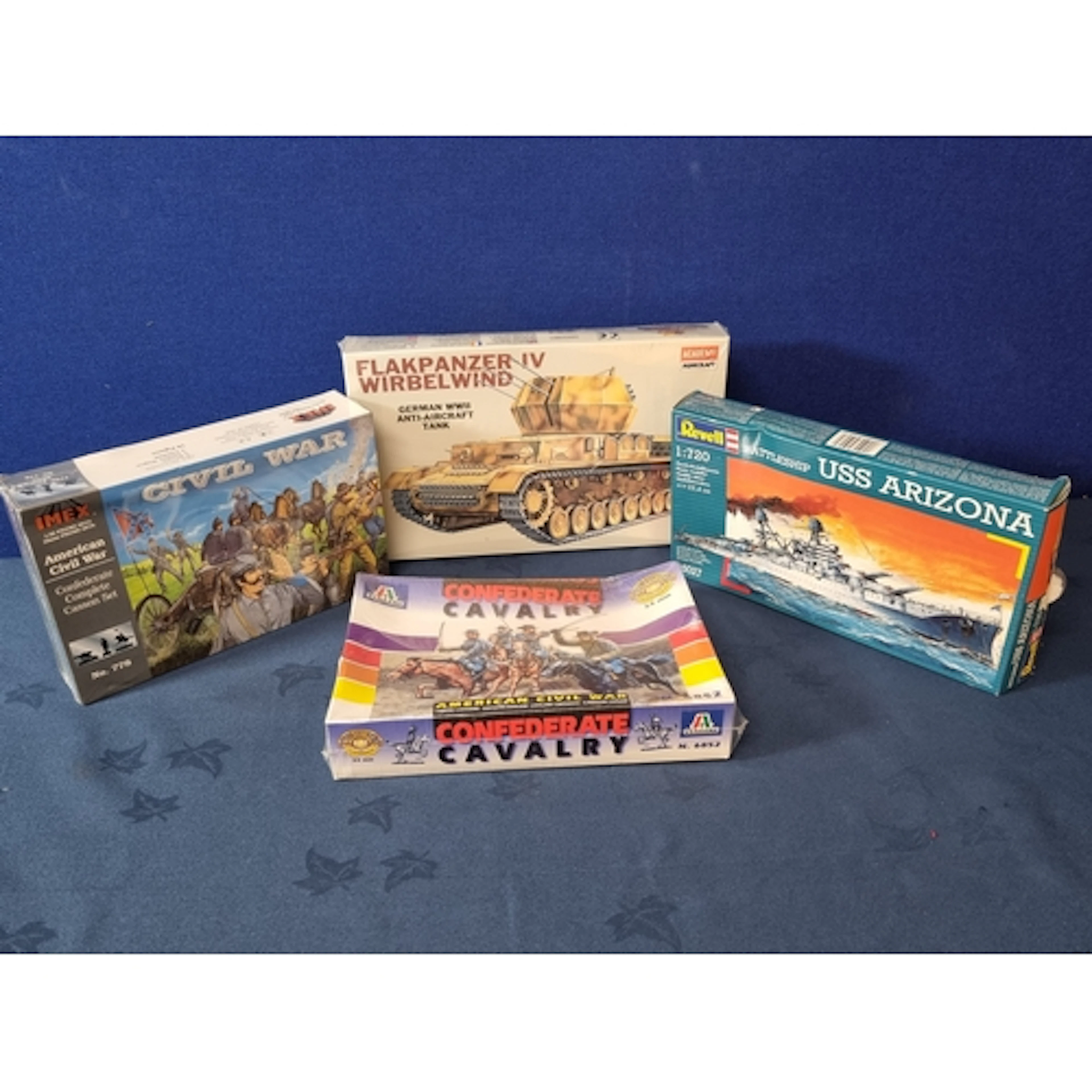 Two boxed plastic Kits and two sets of plastic Military Figu...
