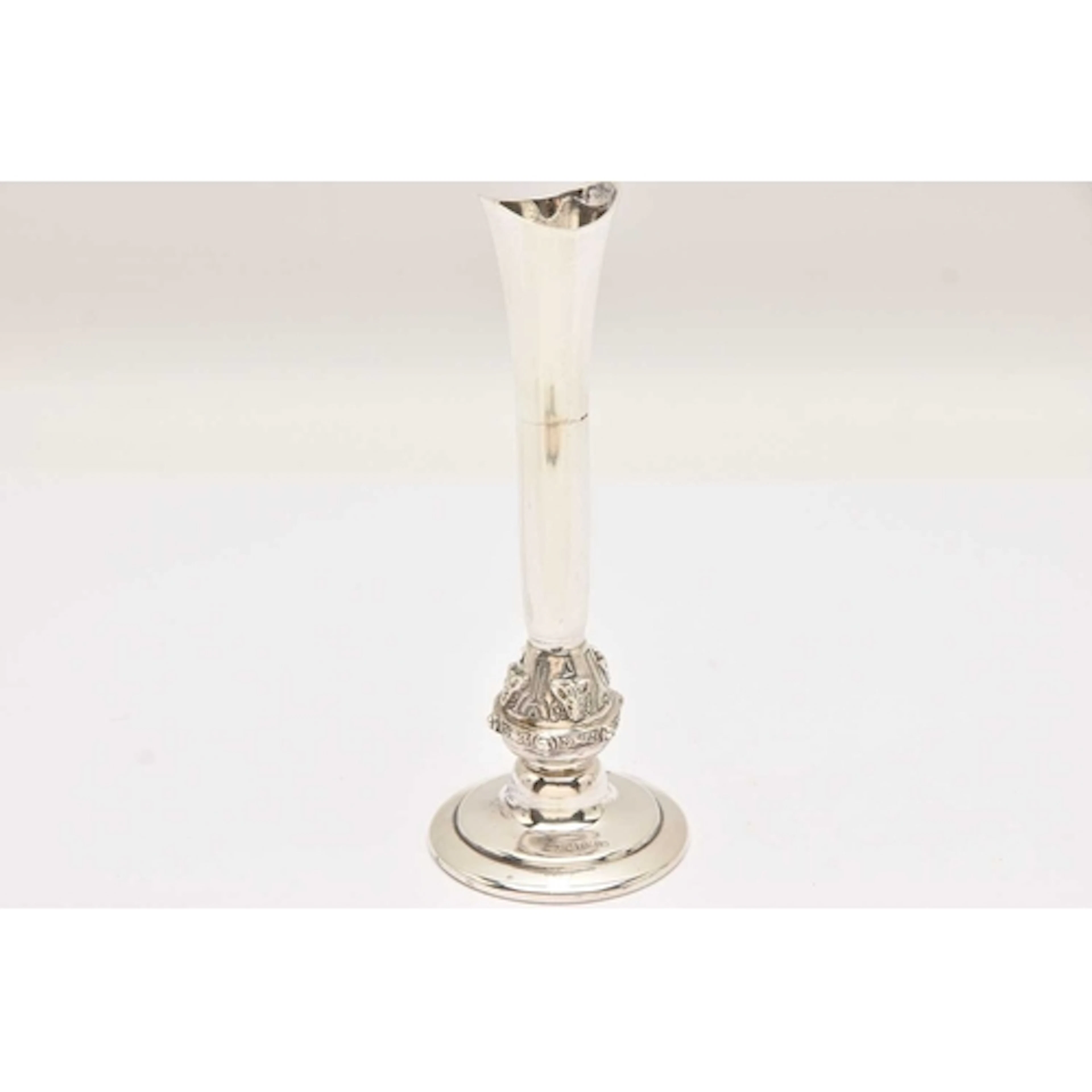 AN ELIZABETH II SILVER POSY VASE, by David Lawrence, featuri...