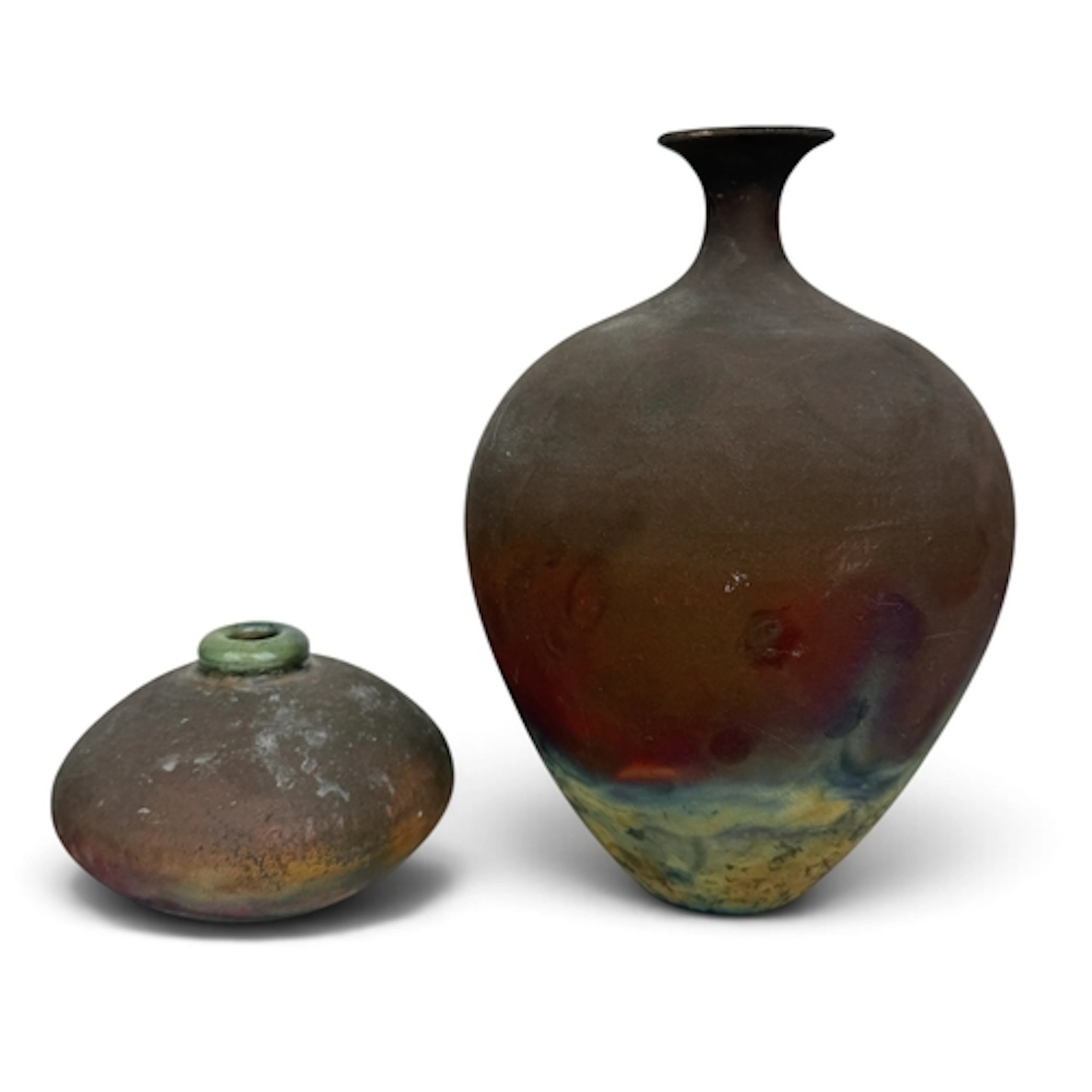 A STUDIO CERAMIC VASE TOGETHER WITH A SQUAT VASE BY THE SAME...