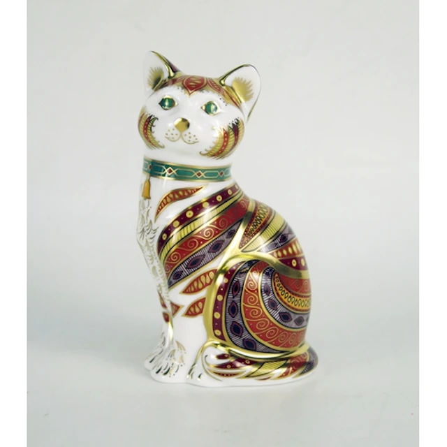 A limited edition Royal Crown Derby Marmaduke cat paperweigh...