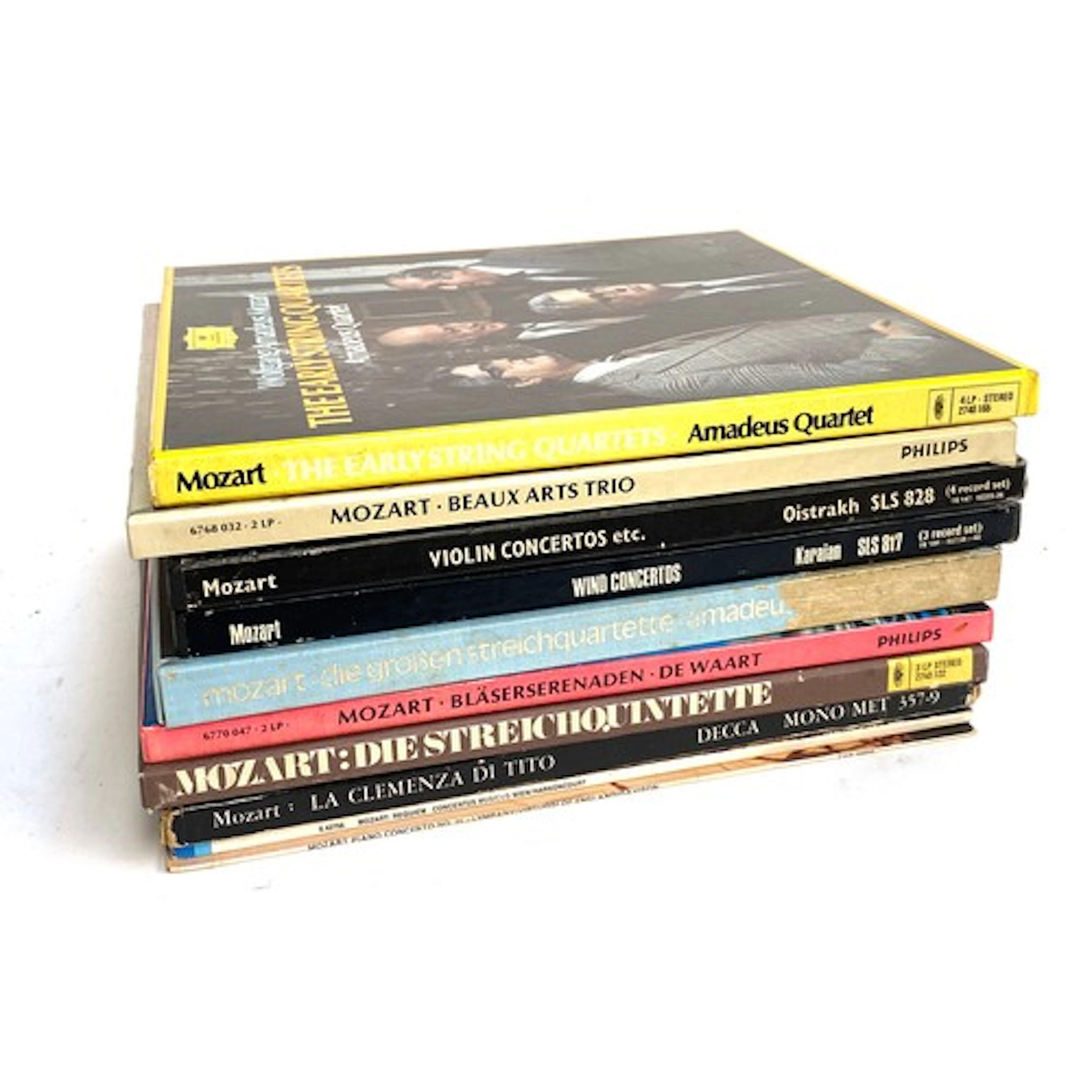 'VINYL LPS (CLASSICAL). MOZART. The vendor states all have b...