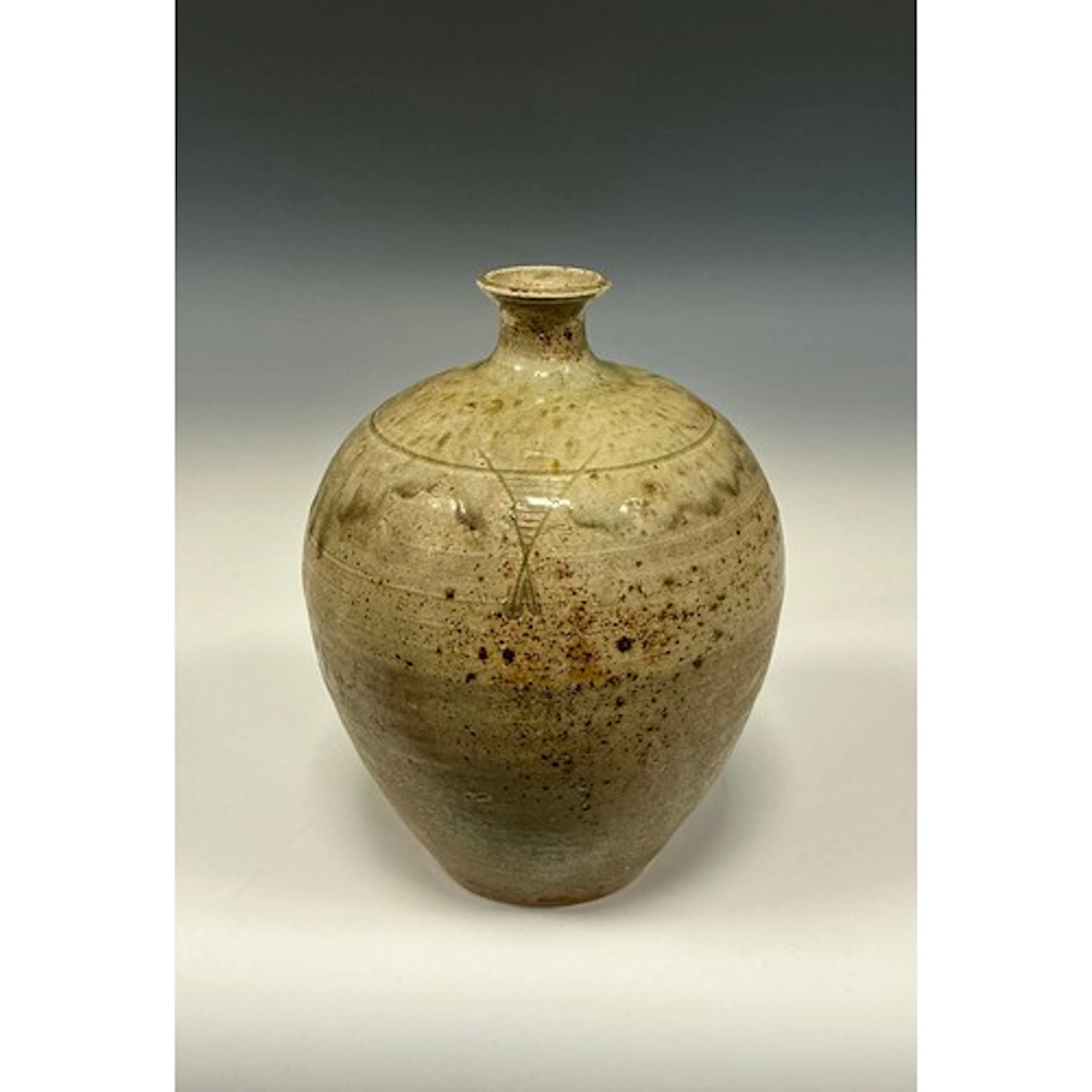 A Studio pottery vase, in the manner of Bernard Leach, of cl...