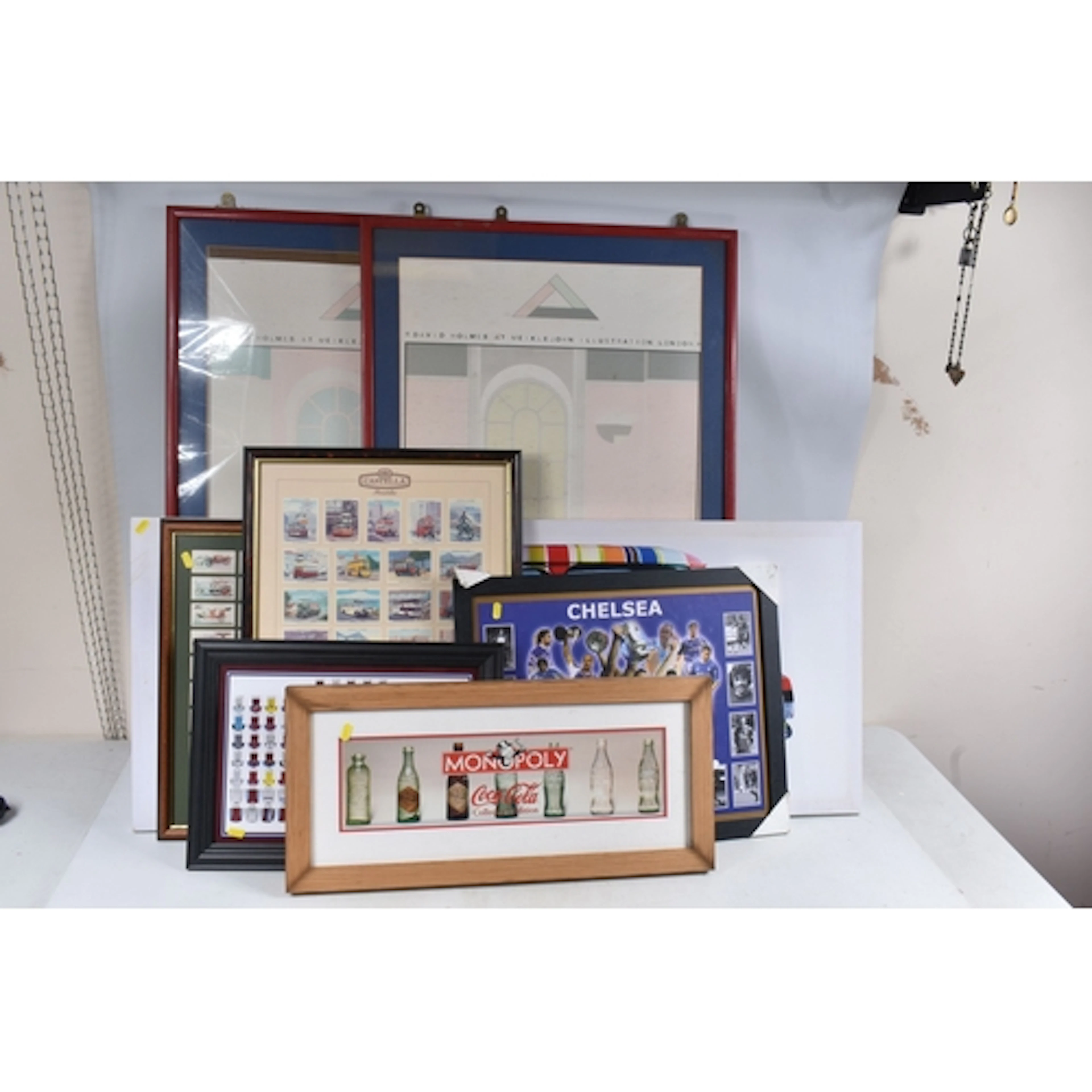 A QUANTITY OF PICTURES, PRINTS AND FRAMED COLLECTABLES, to i...