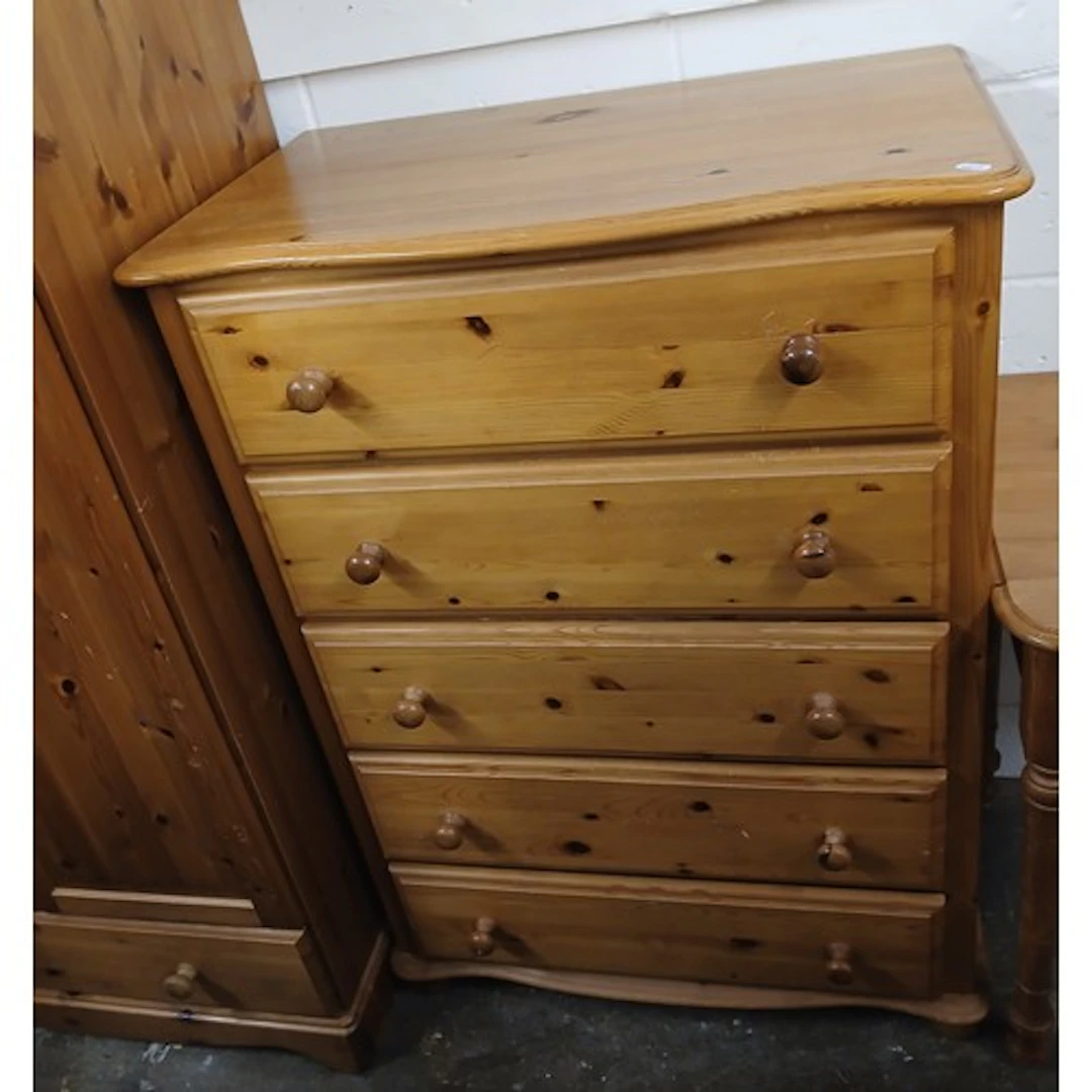 Near matching six piece pine bedroom suit comprising double ...