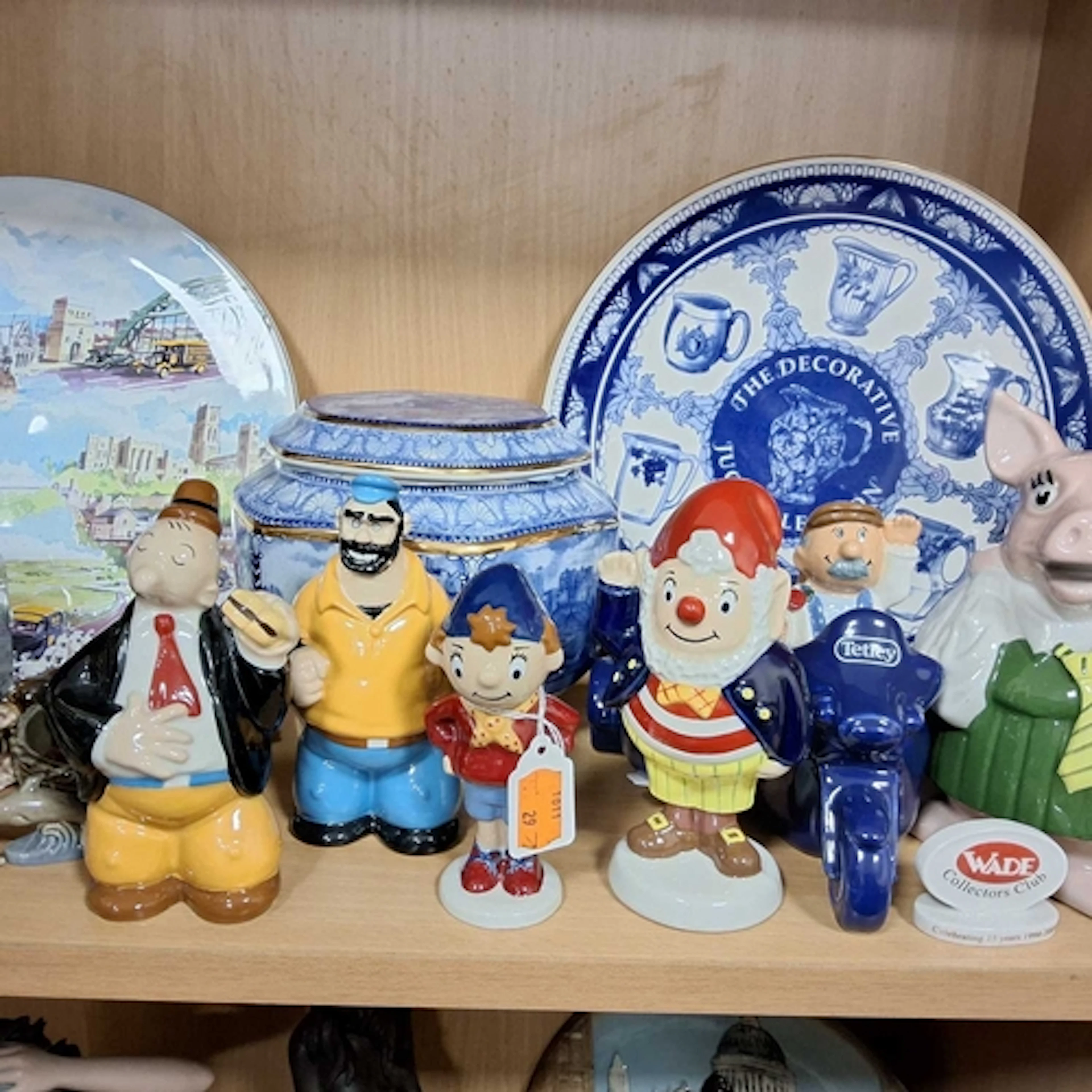 A GROUP OF MOSTLY WADE POTTERY ITEMS to include four limited...