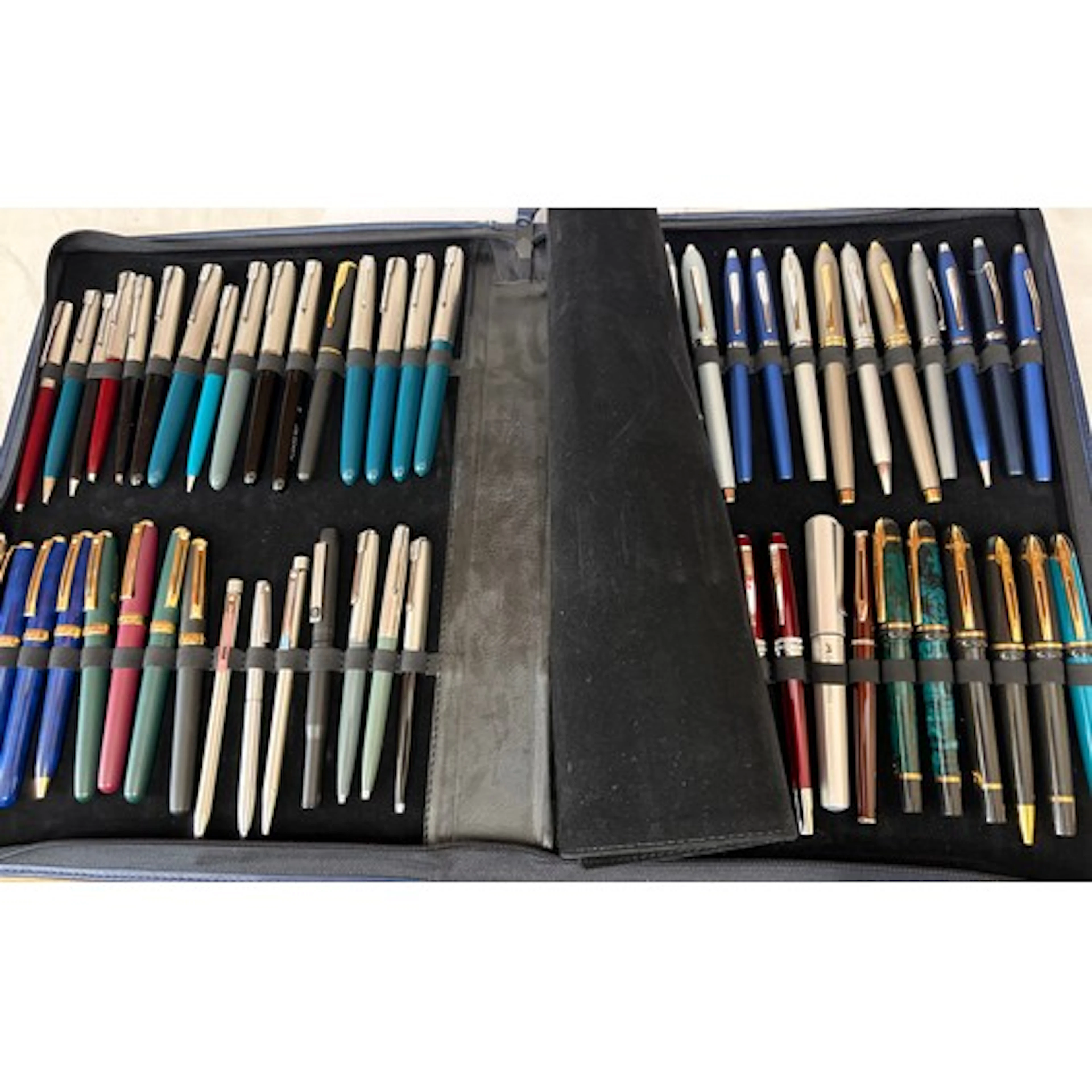 A large collection of pens to include: Cross Townsend: 5 x f...