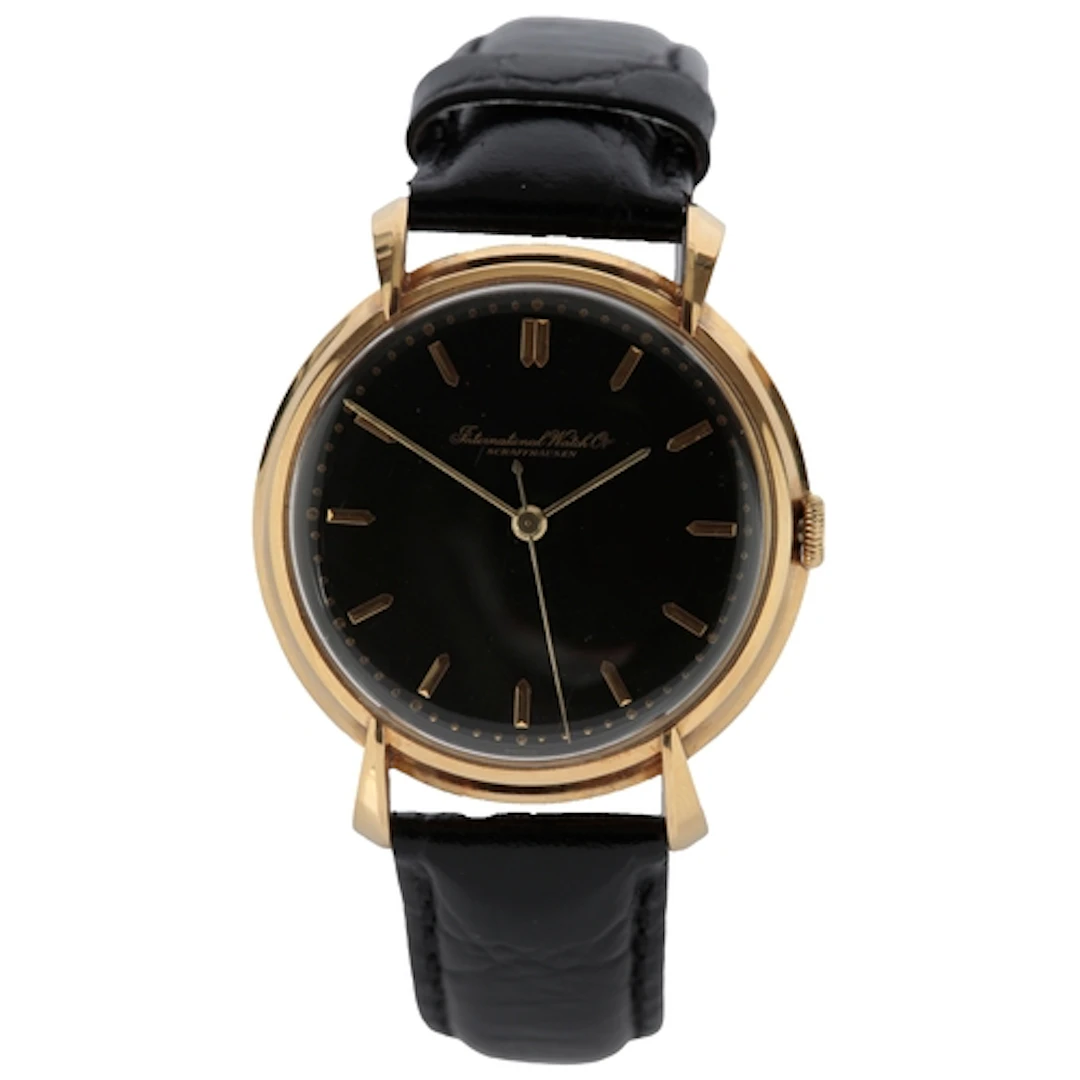 A gentleman's 18ct gold International Watch Company manual w...