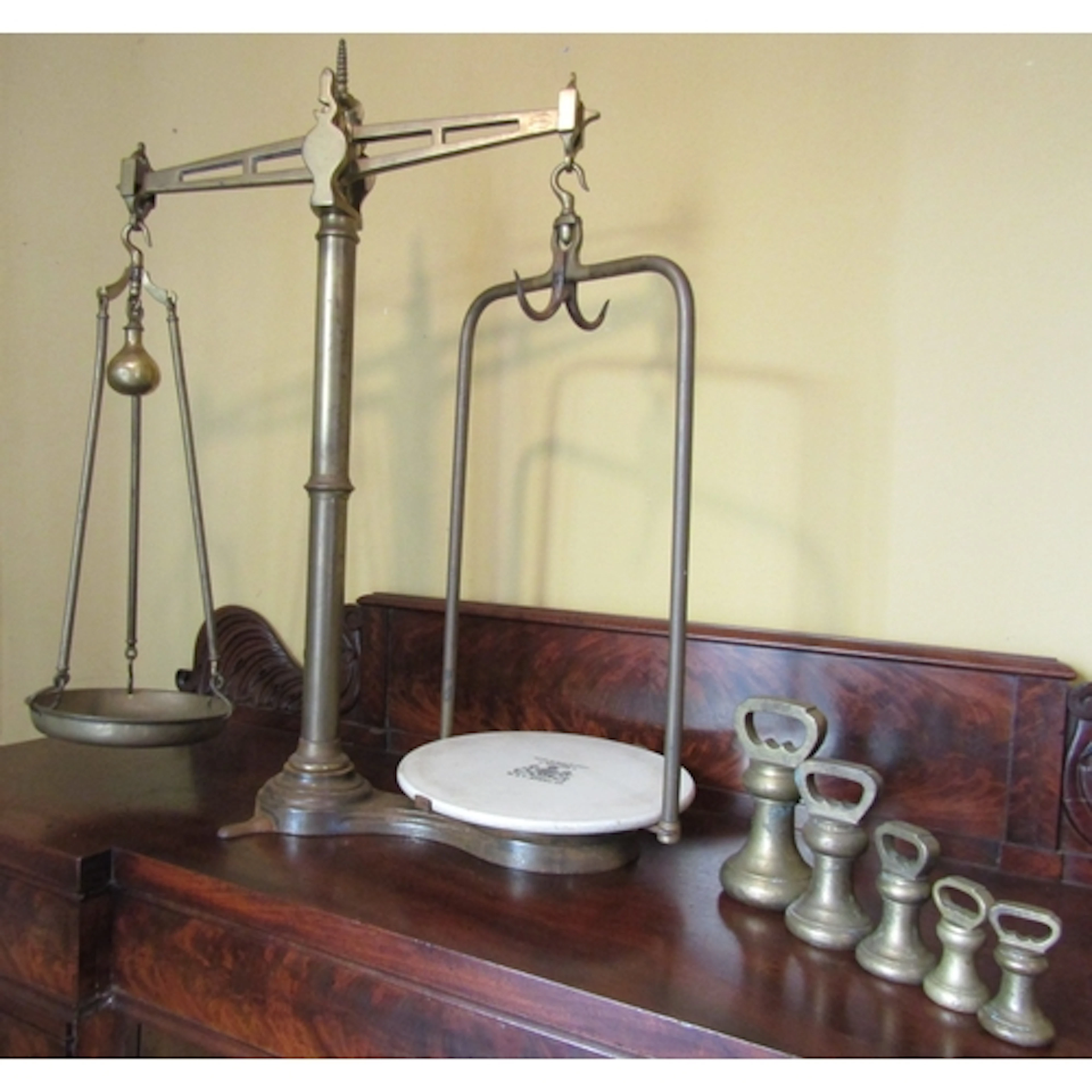 Full Set of Nineteen Century Avery Cast Brass Scales with Ma...