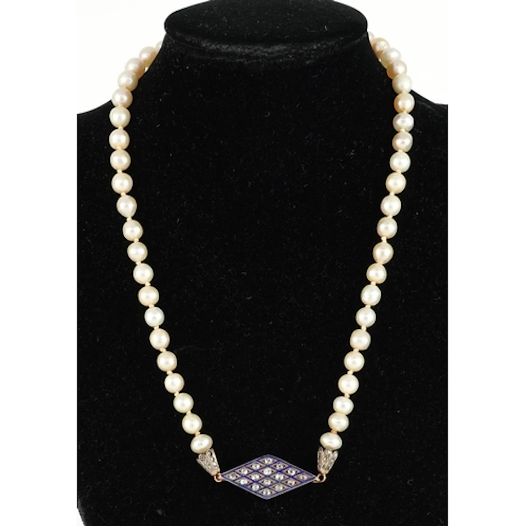 Antique single row pearl necklace with unmarked gold diamond...