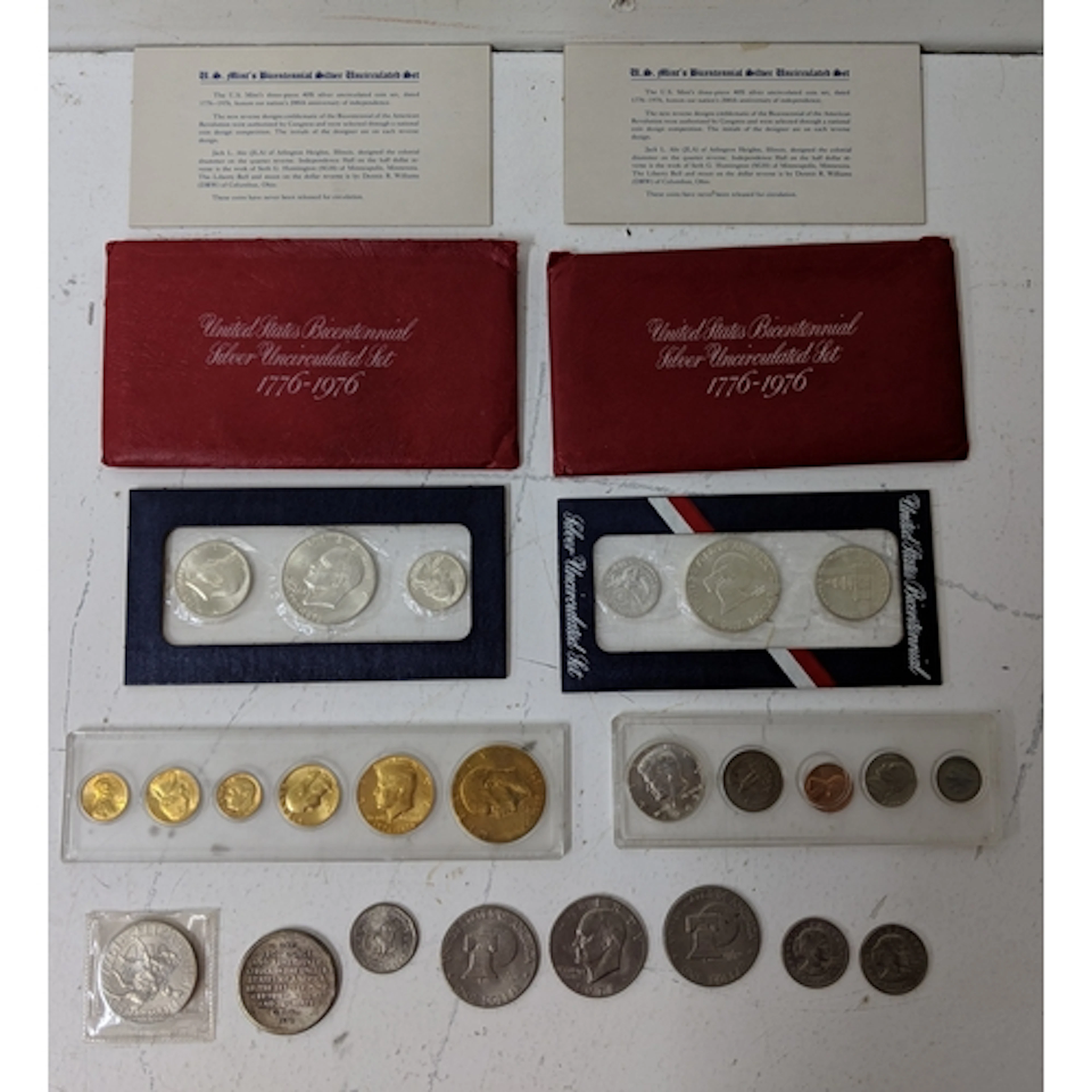 Collectors coins to include 1976 US mint bicentennial silver...