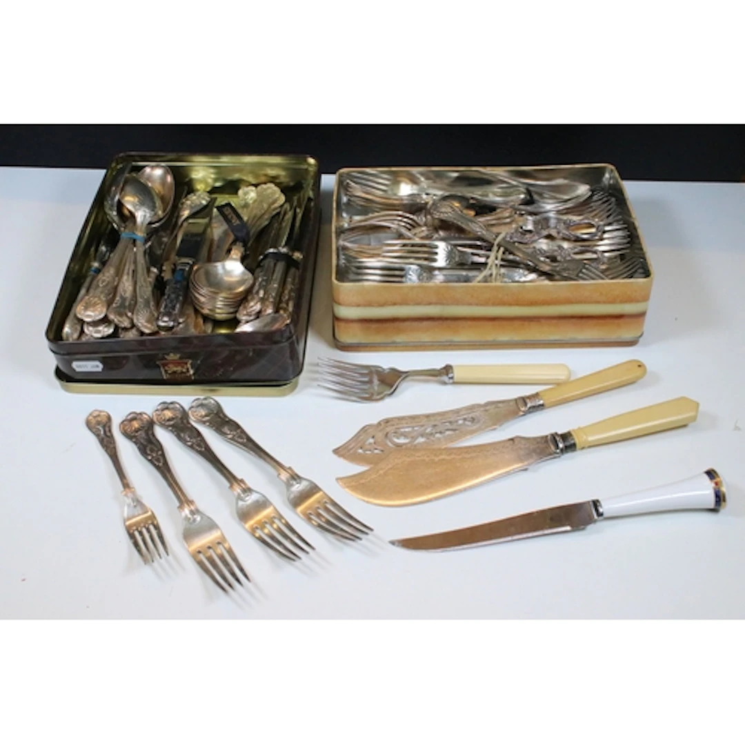 Collection of silver plated flatware, to comprise king's pat...