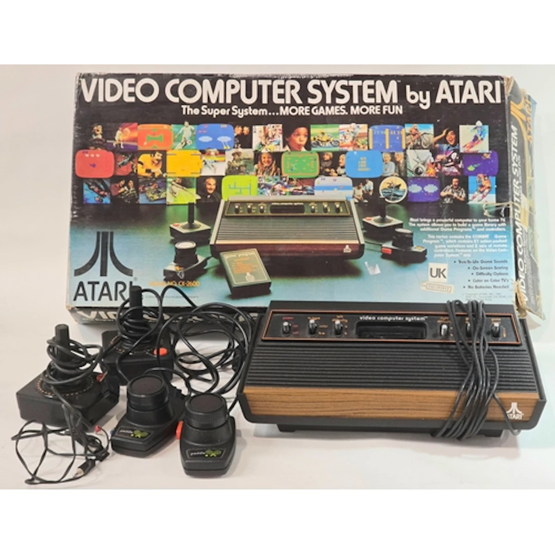 Vintage Atari Video Computer System CX-2600 gaming console. ...