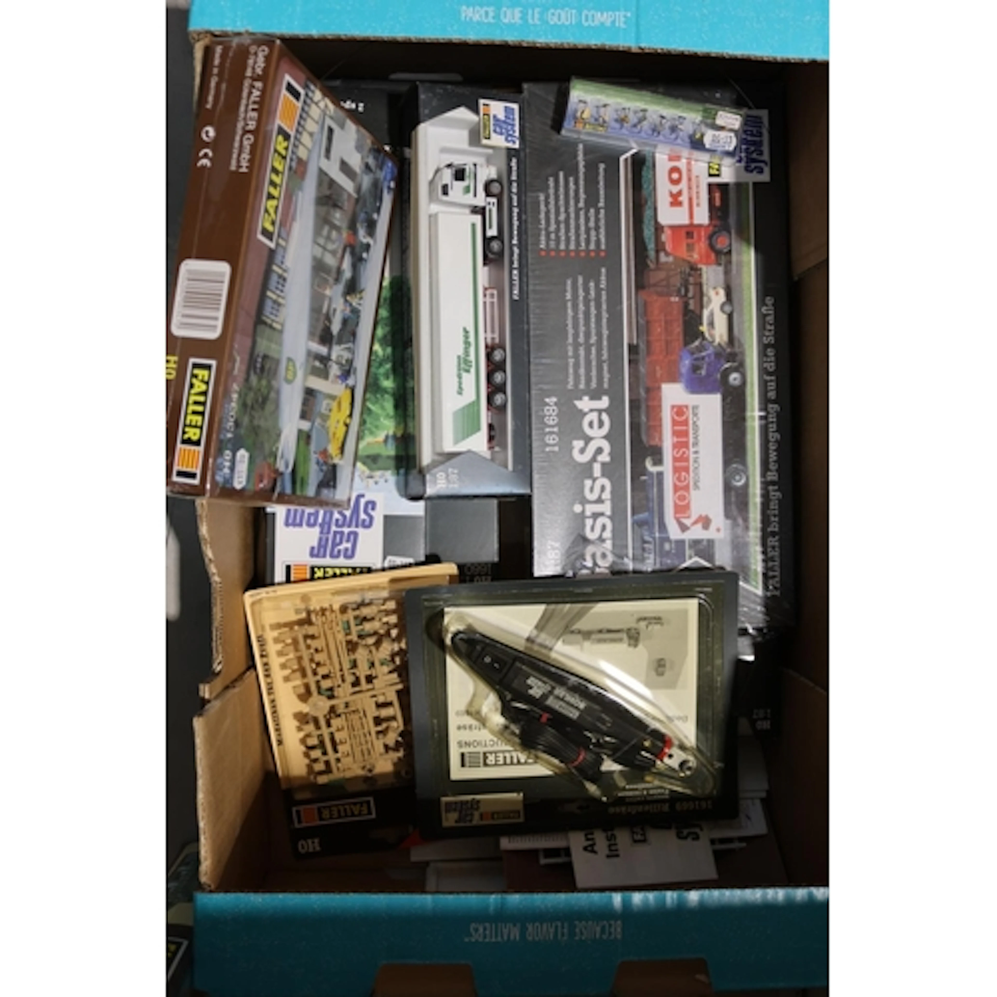 Faller model kits to include 130971 130983, 130347, 155305 T...