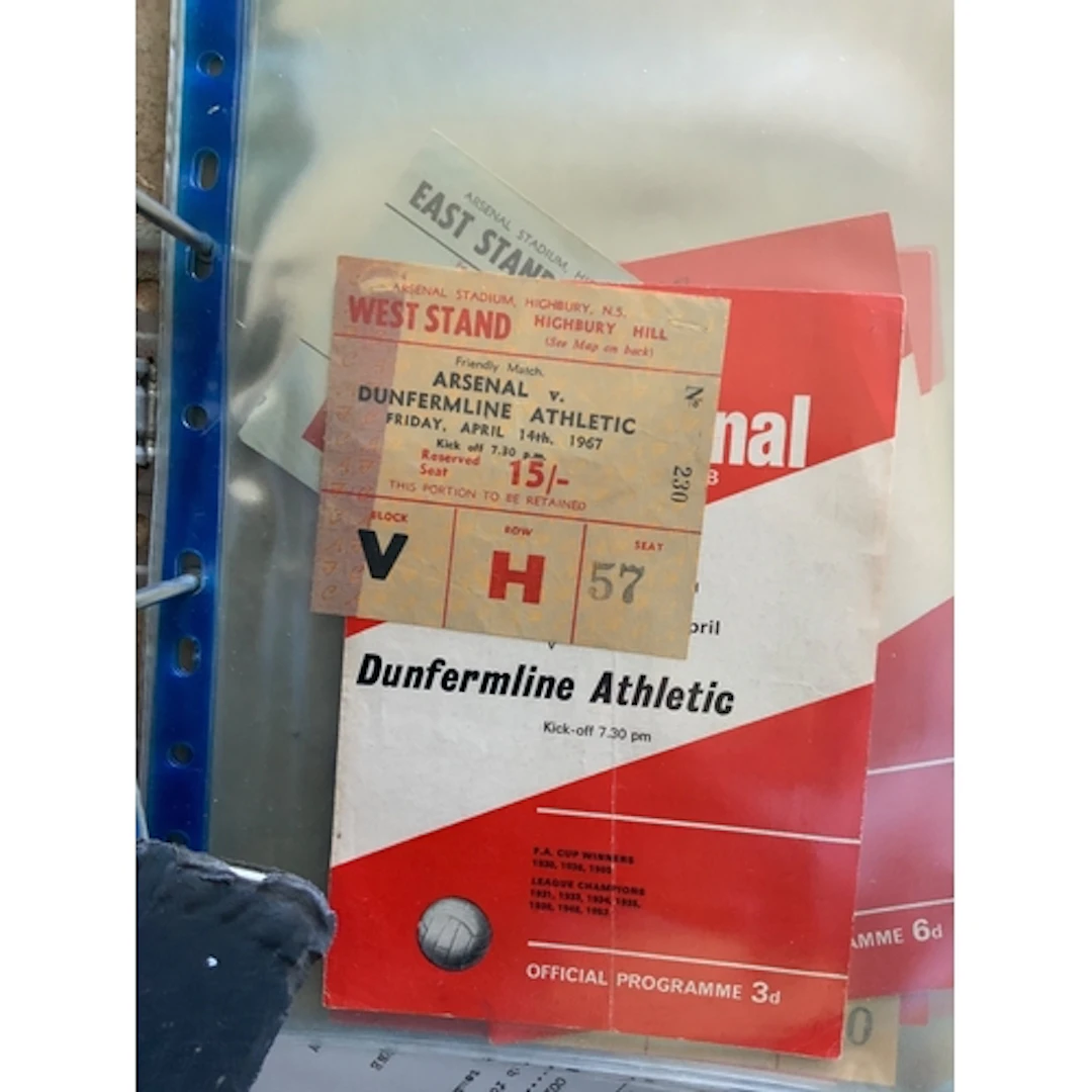 66/67 Arsenal Home Football Programmes + Tickets: 28 program...
