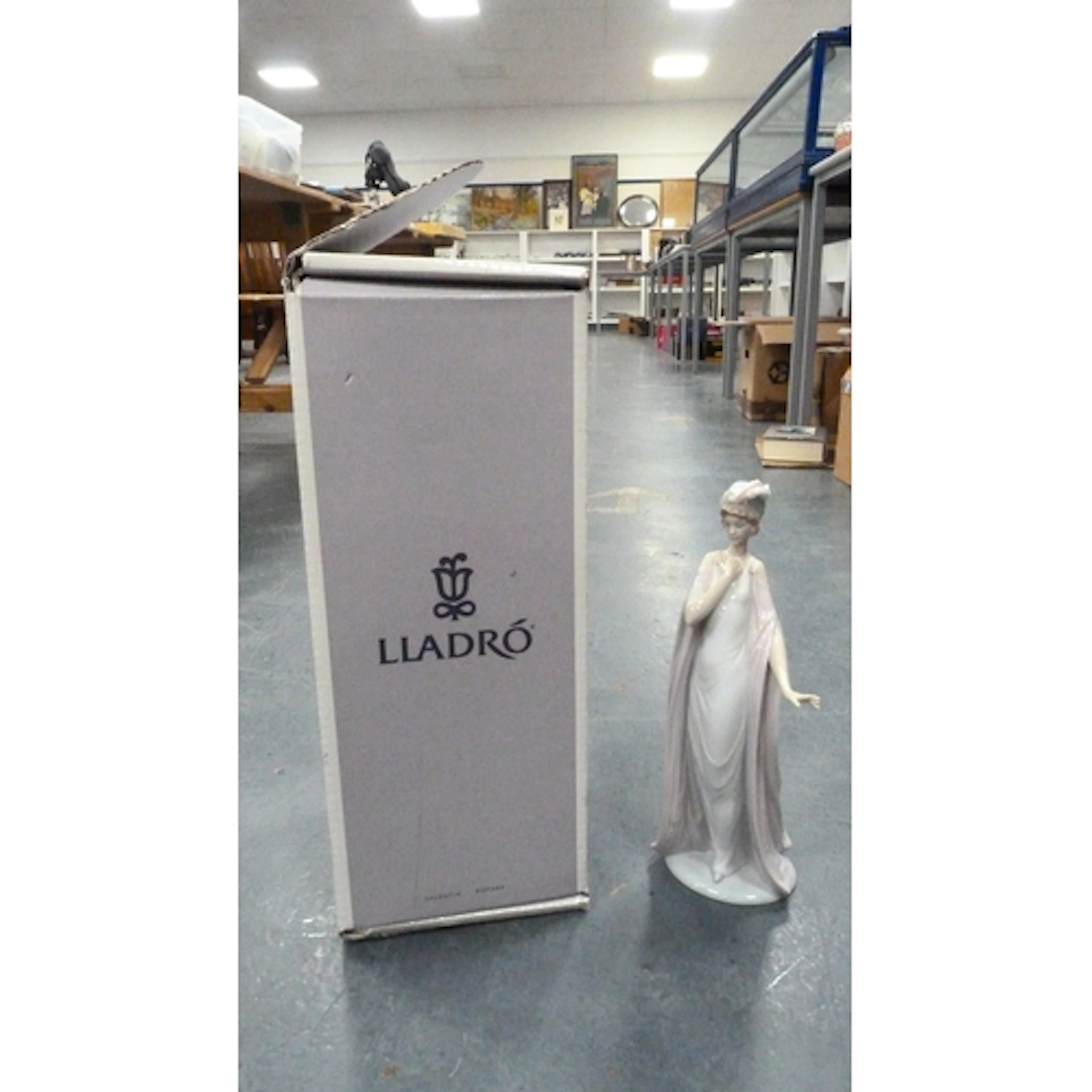 Lladro figure titled 'Suspiro Brathless', No 06403, in origi...