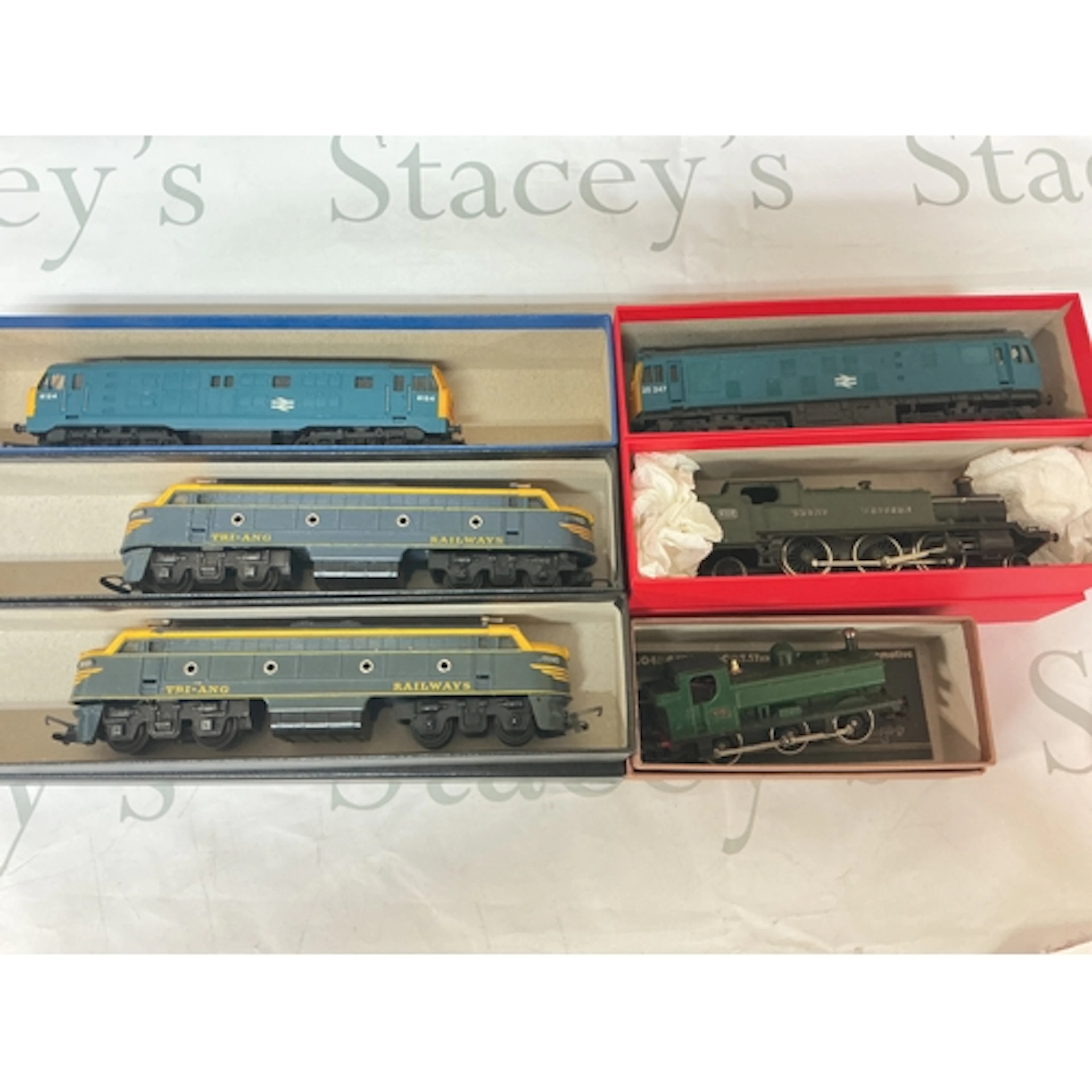 6 x 00 Gauge Locomotives Including Tri-Ang And Hornby. No Re...