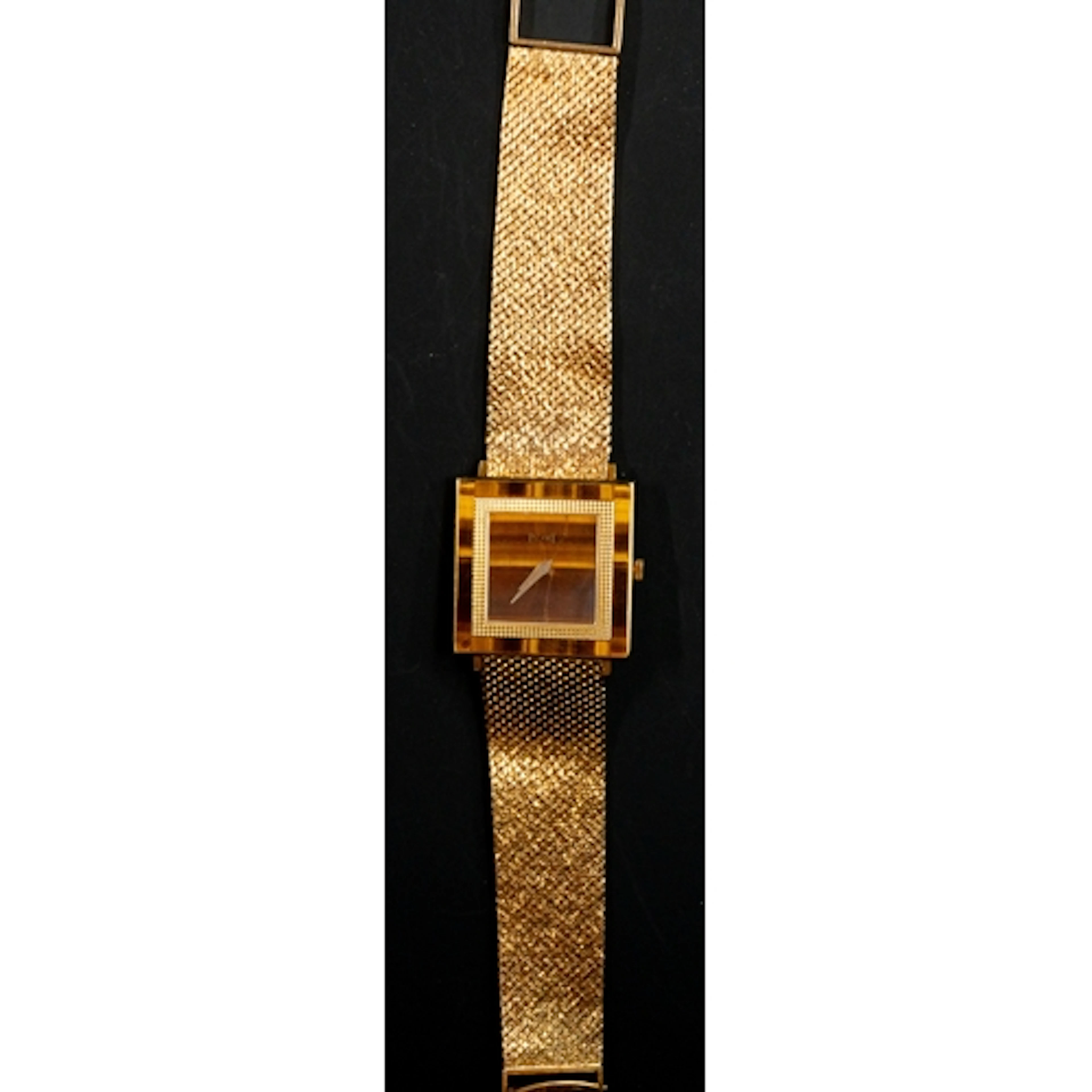 Watches: an 18ct yellow gold wristwatch by Piaget, with squa...