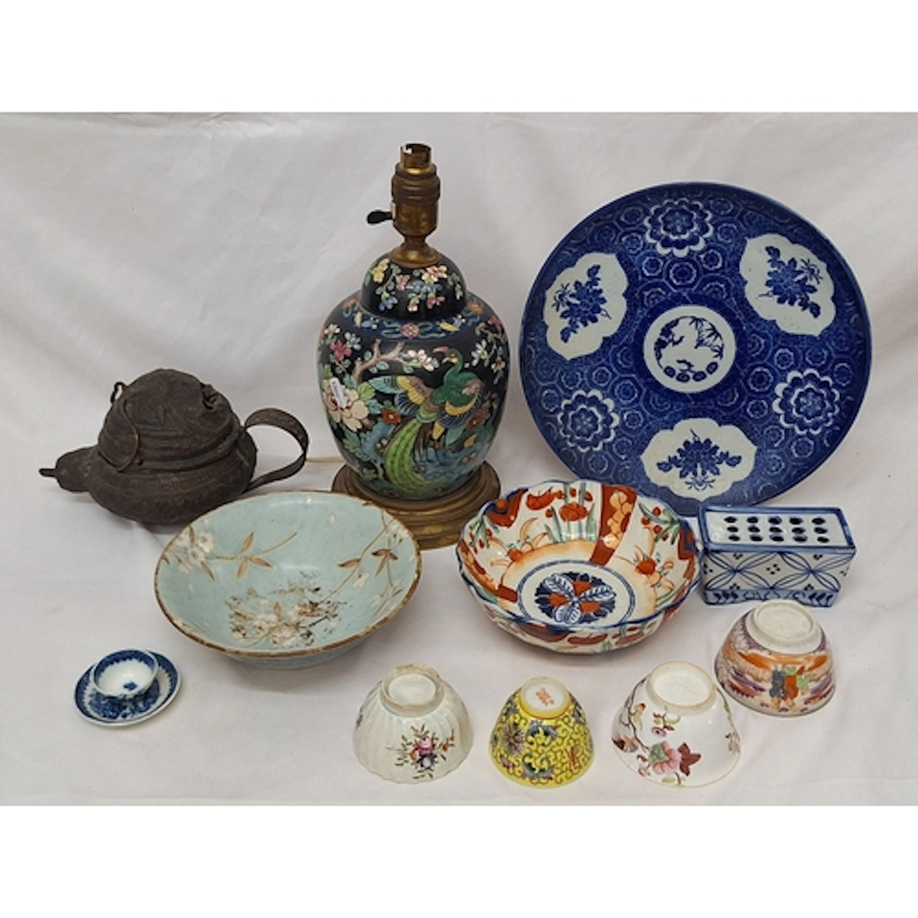 Oriental Porcelain incl. Chinese famille rose ginger jar lam...