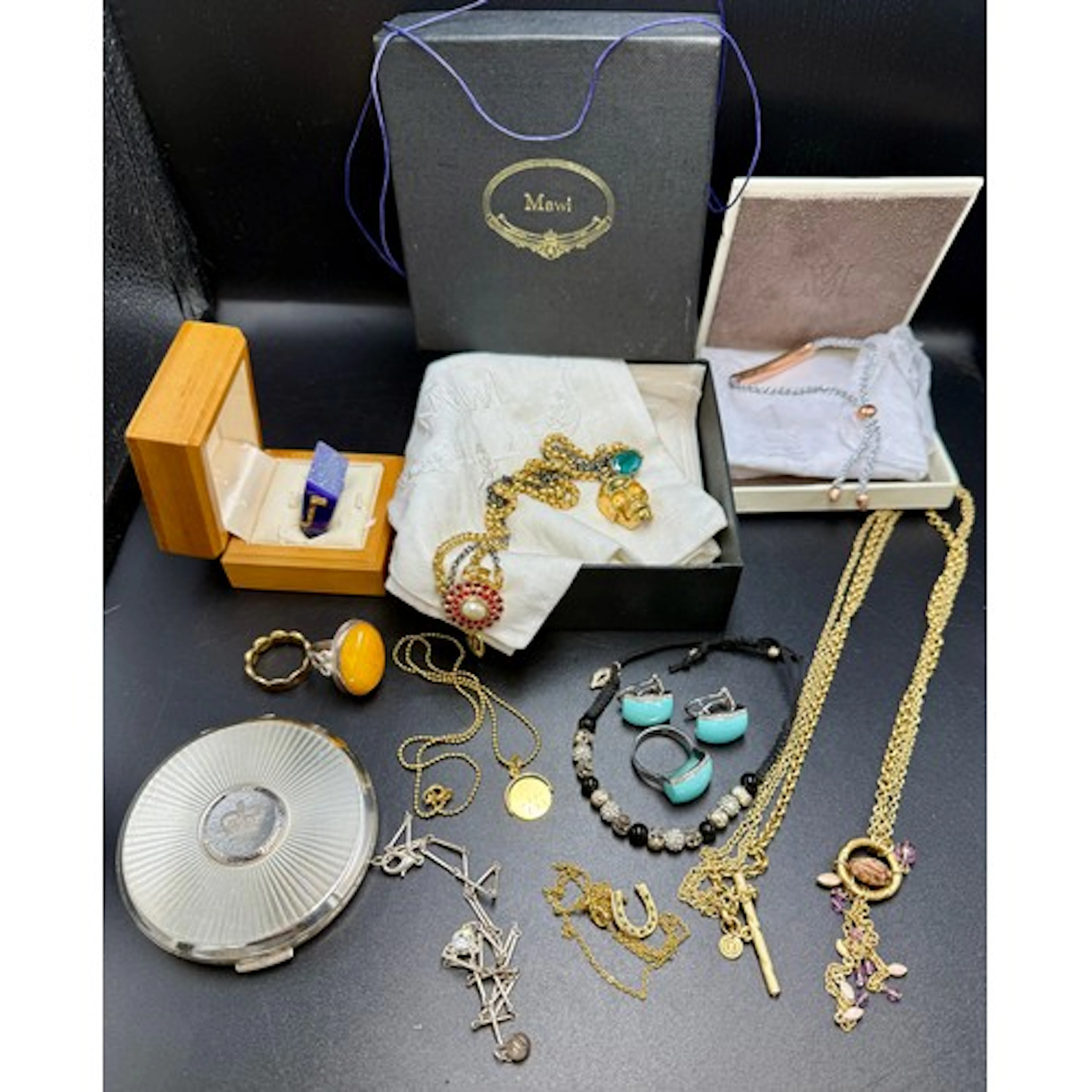Good quality vintage costume jewellery to include Monica Vin...