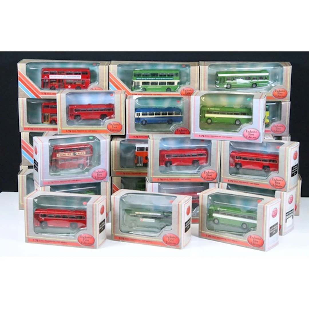 31 Boxed EFE Exclusive First Editions diecast model buses to...