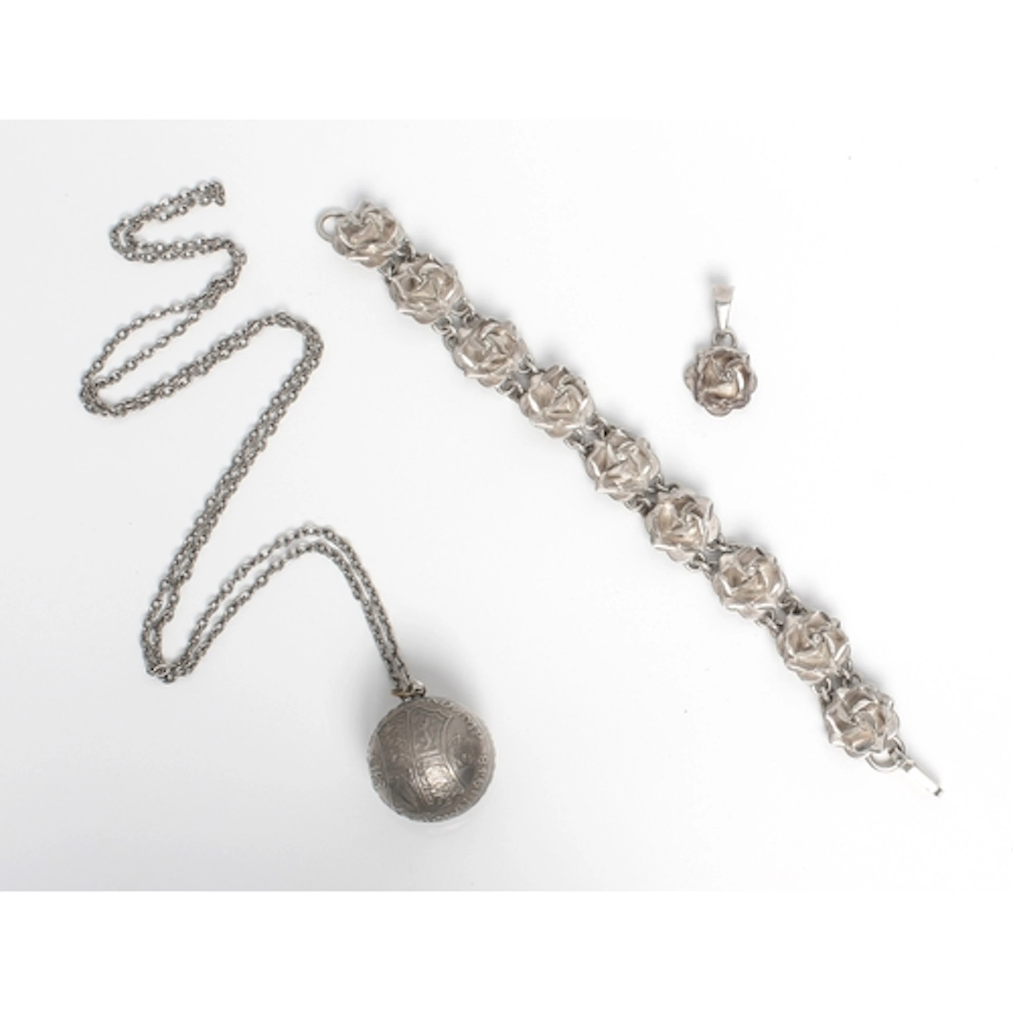 A Mexican silver rose linked bracelet - with hook fastening,...
