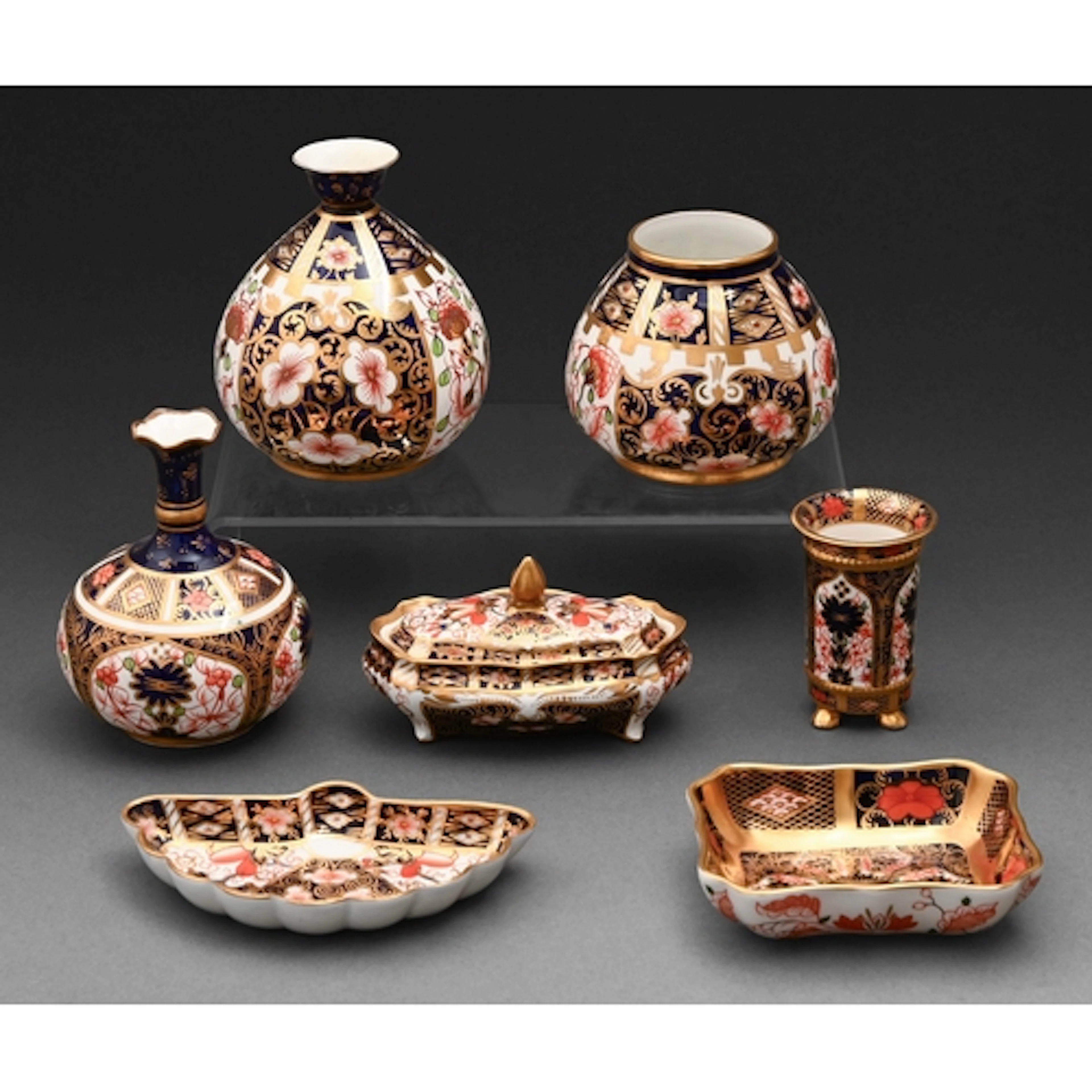 Three Royal Crown Derby Imari Witches pattern vases, 1906-19...
