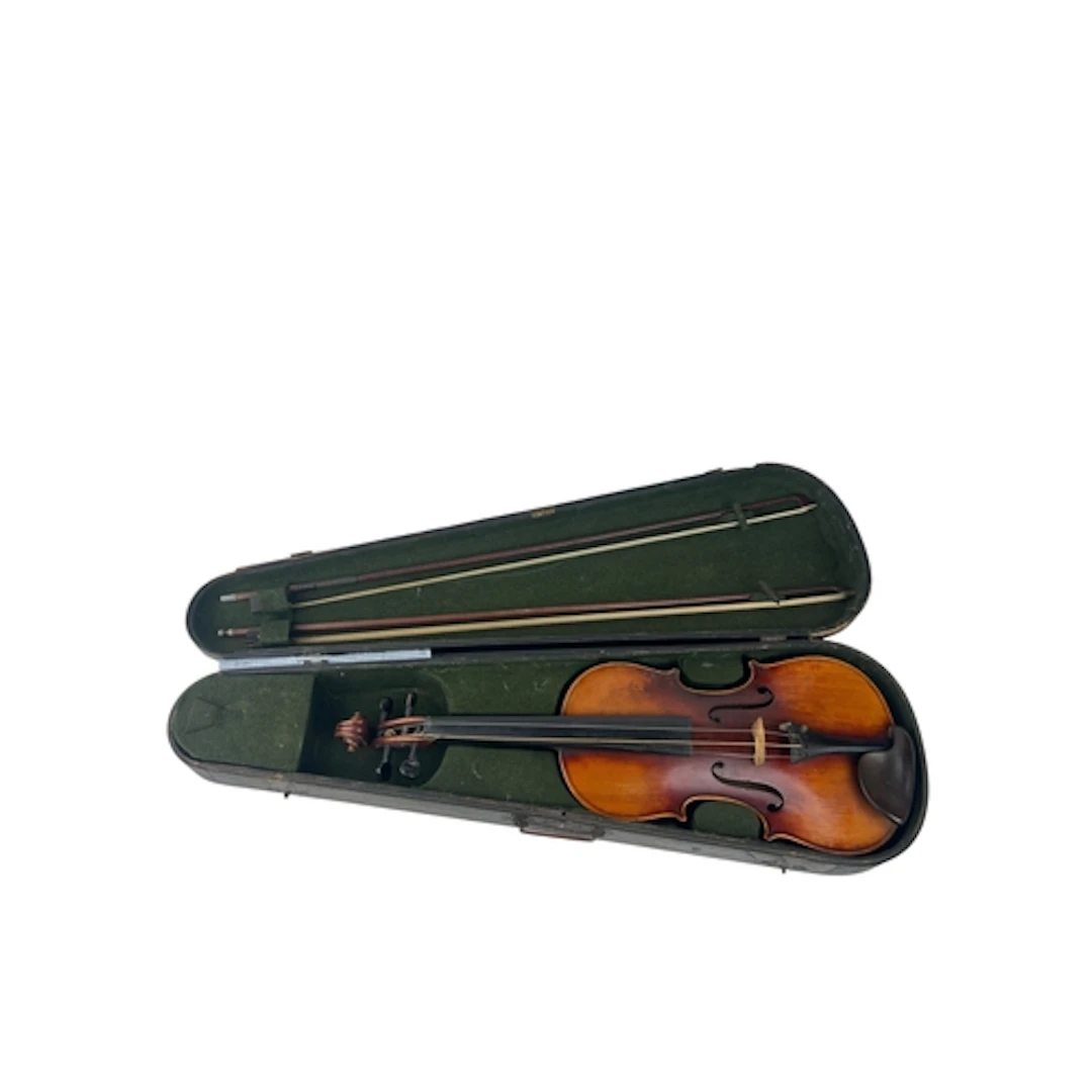 A GERMAN VIOLIN, COPIE DE STRADIVARIUS BY GEBREUDER WOLFF IN...