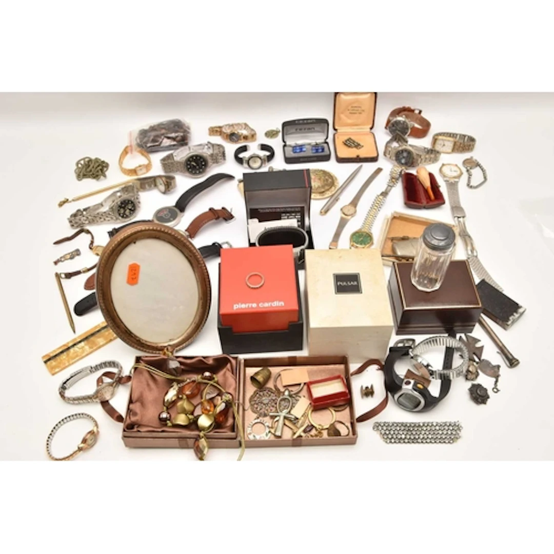 ONE BOX OF JEWELLERY AND WATCHES, to include a small glass j...