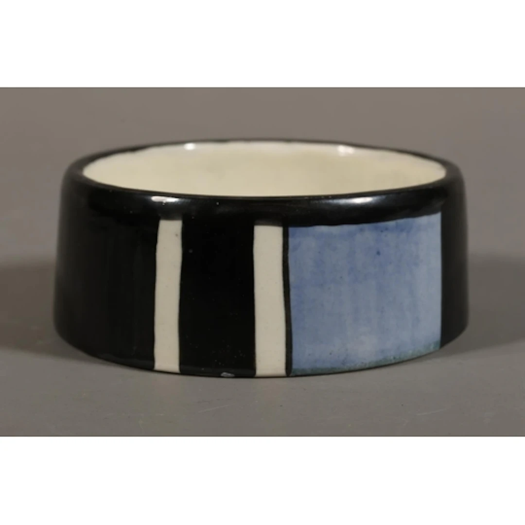 Lorna Bailey black and white glazed dish by Old Ellgreave Po...