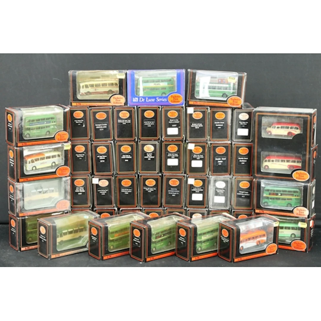 48 Boxed EFE Exclusive First Editions diecast model buses to...