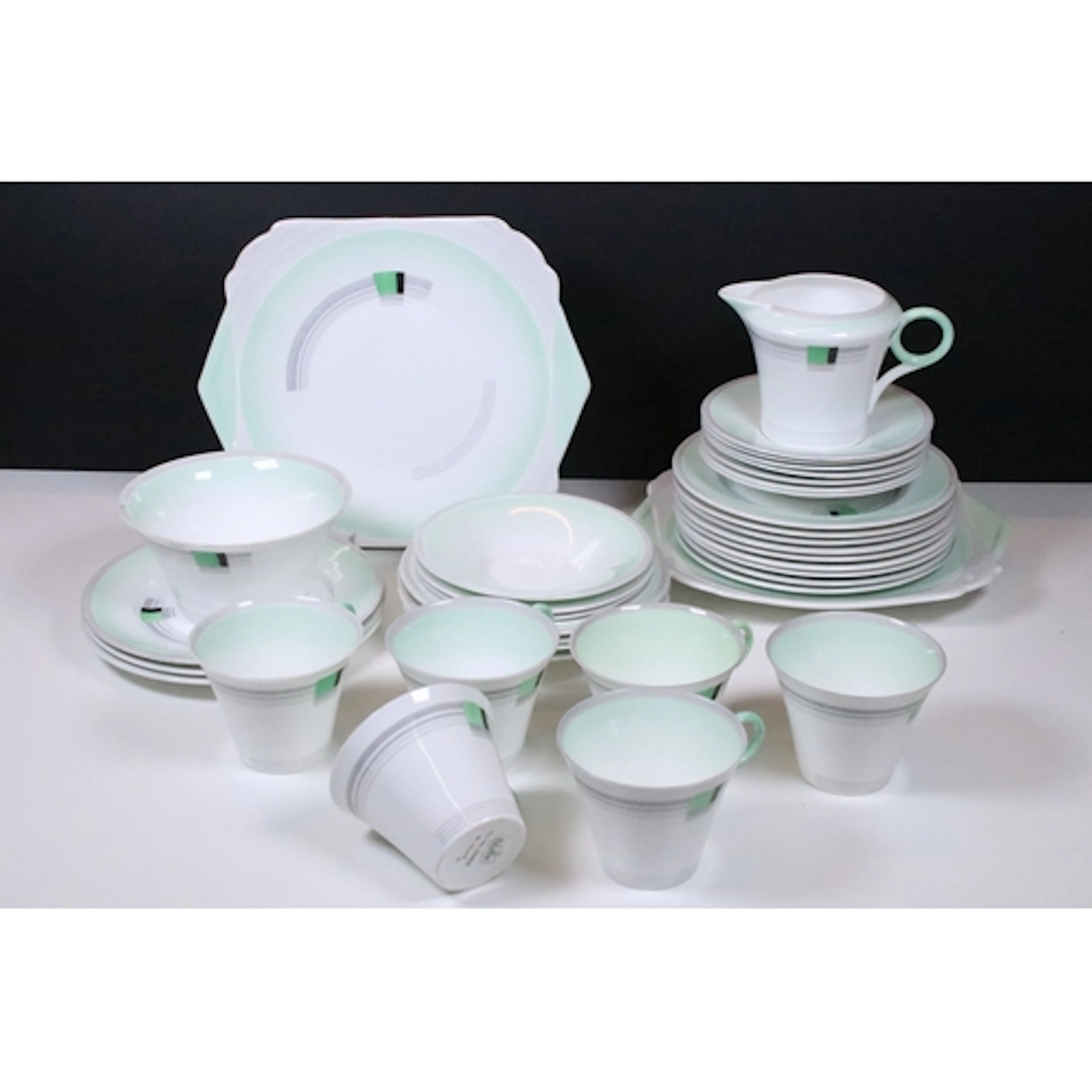 Shelley Art Deco green block pattern part tea set, having si...