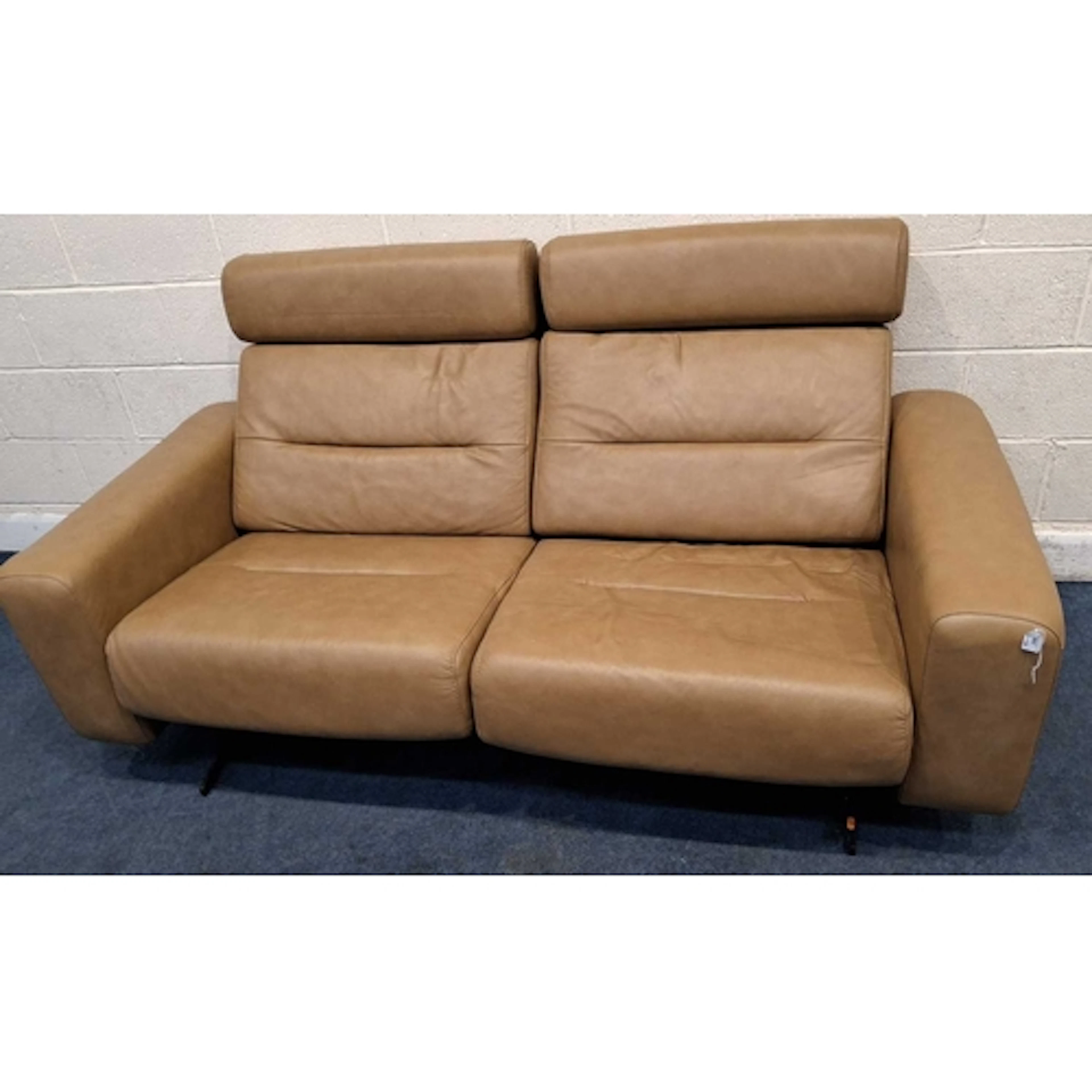 AN EKORNESS STRESSLESS STELLA TANNED LEATHER TWO SEATER BOUN...
