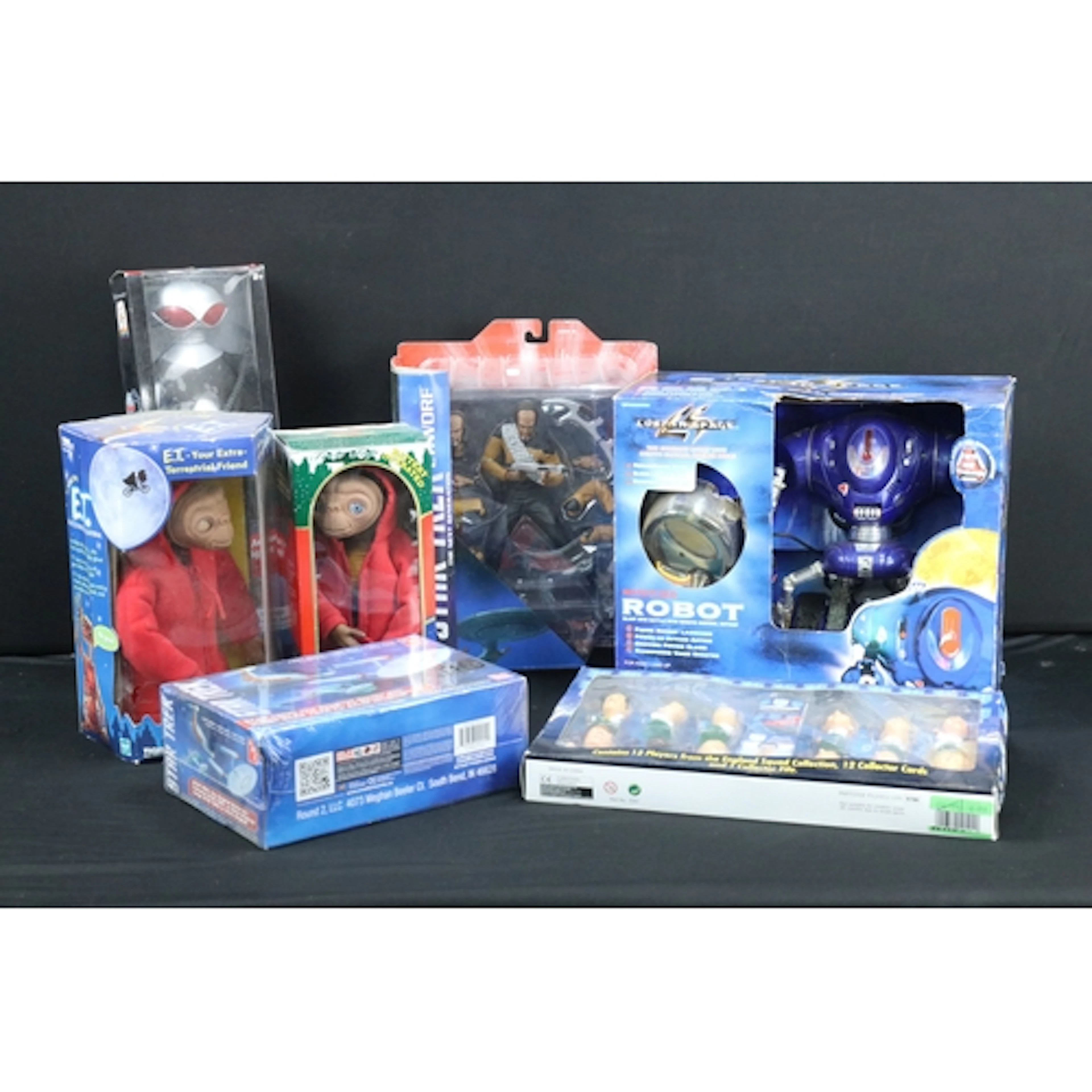 Seven boxed TV / Sci Fi / Football figures and sets to inclu...
