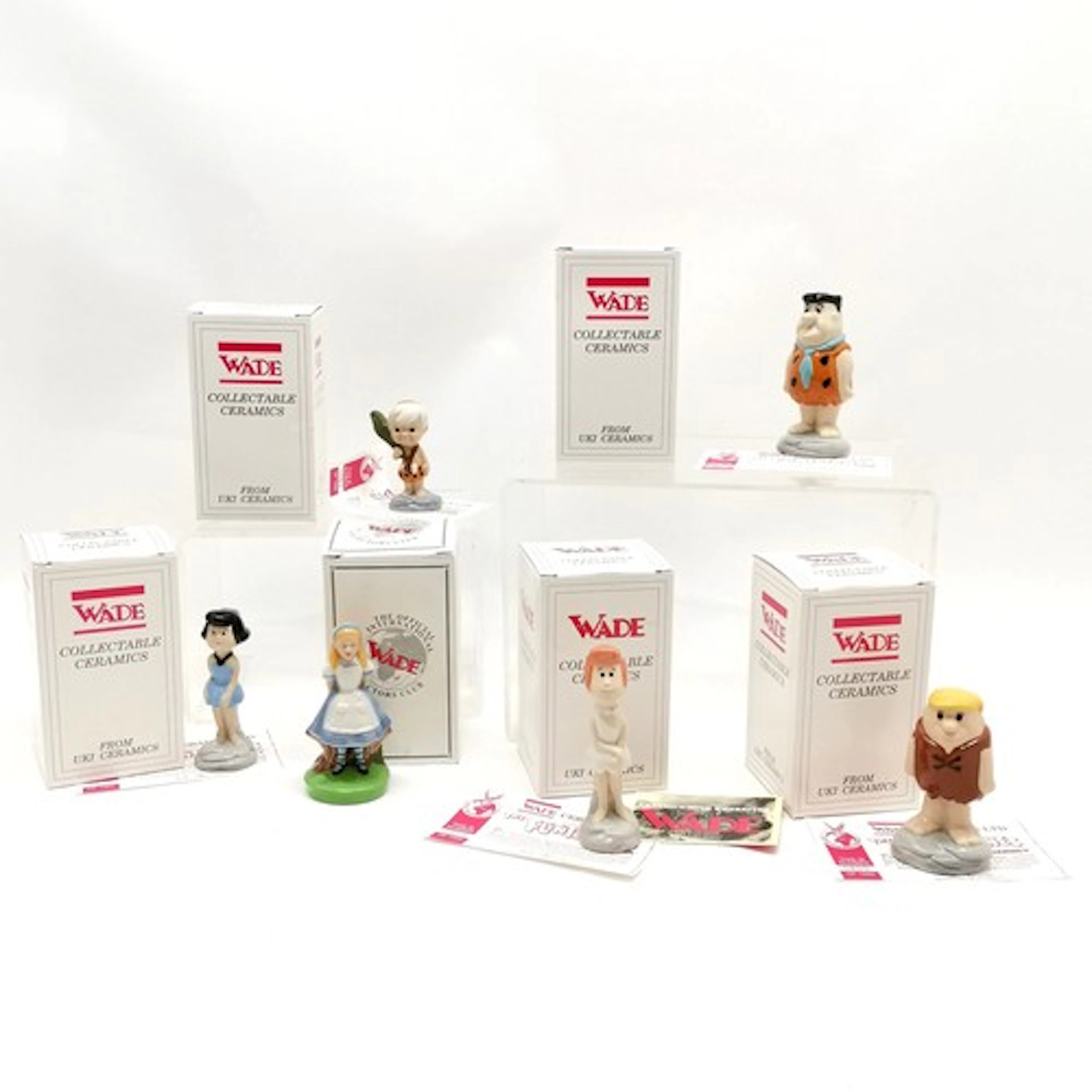 6 x Wade boxed figurines ~ 5 x Flintstones (Fred, Wilma, Bar...
