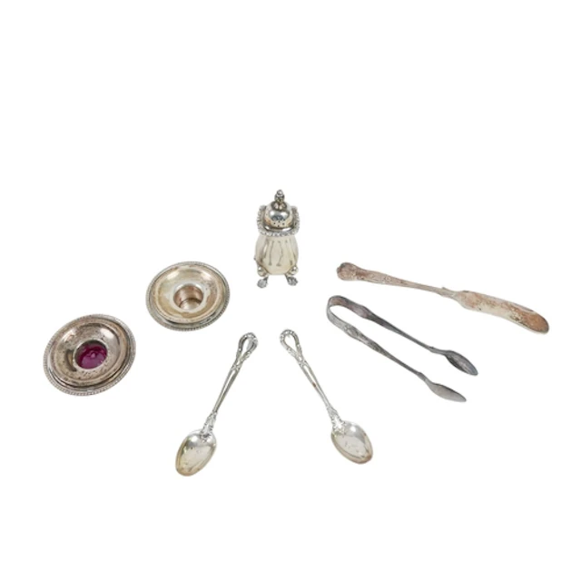 A COLLECTION OF ASSORTED SILVER. including an ERII silver pe...